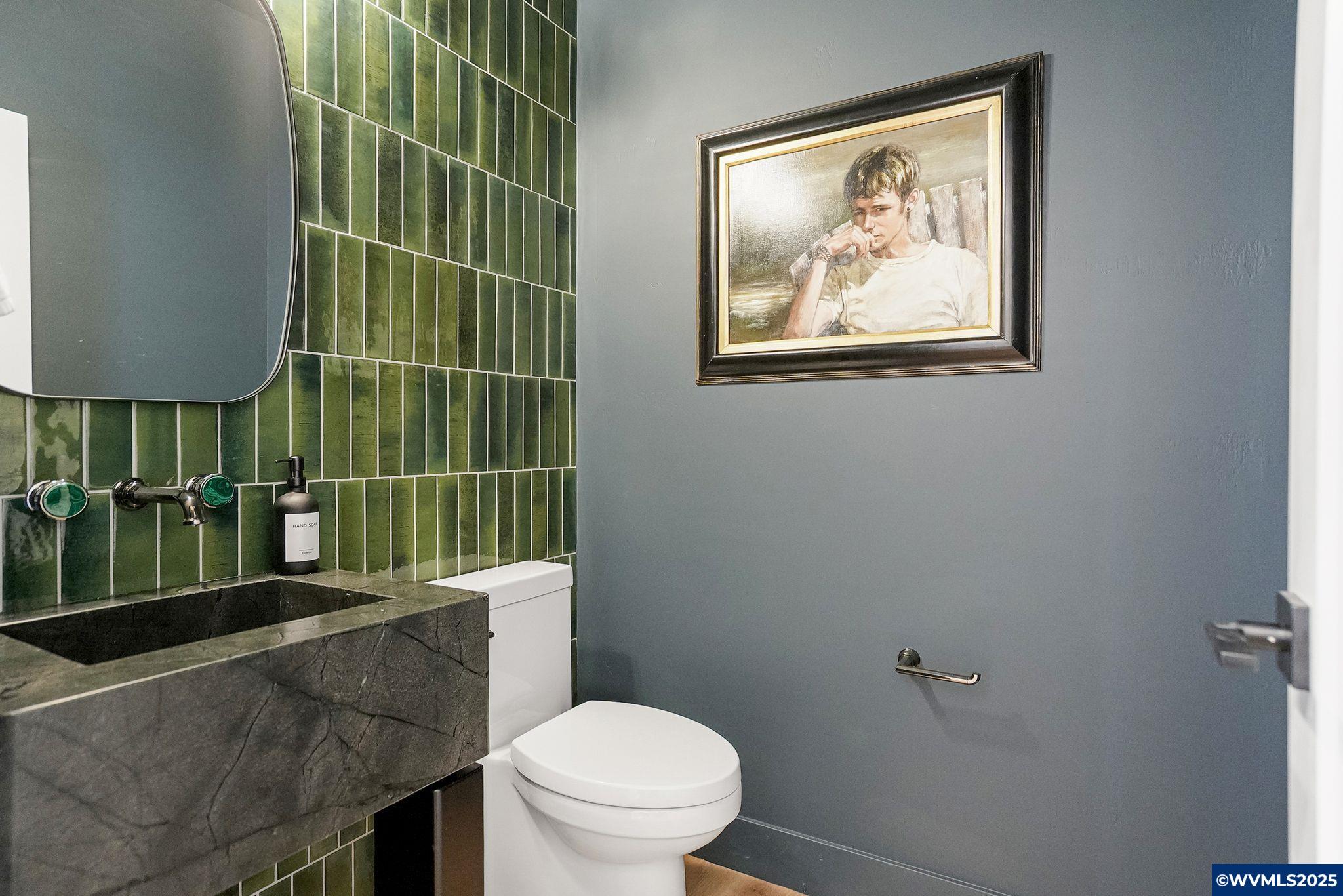 Salem, Oregon, 97302, United States, 3 Bedrooms Bedrooms, ,4 BathroomsBathrooms,Residential,Active,1889351