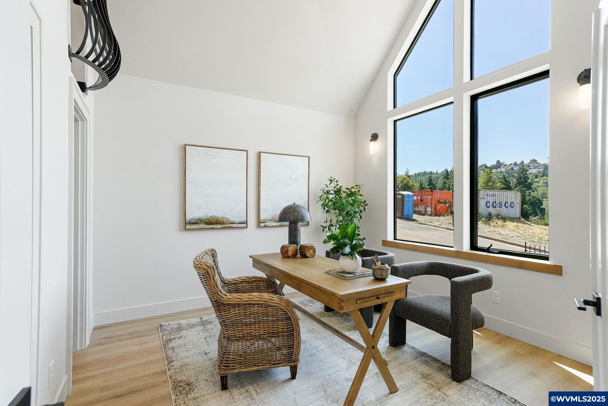 Salem, Oregon, 97302, United States, 3 Bedrooms Bedrooms, ,4 BathroomsBathrooms,Residential,Active,1889351