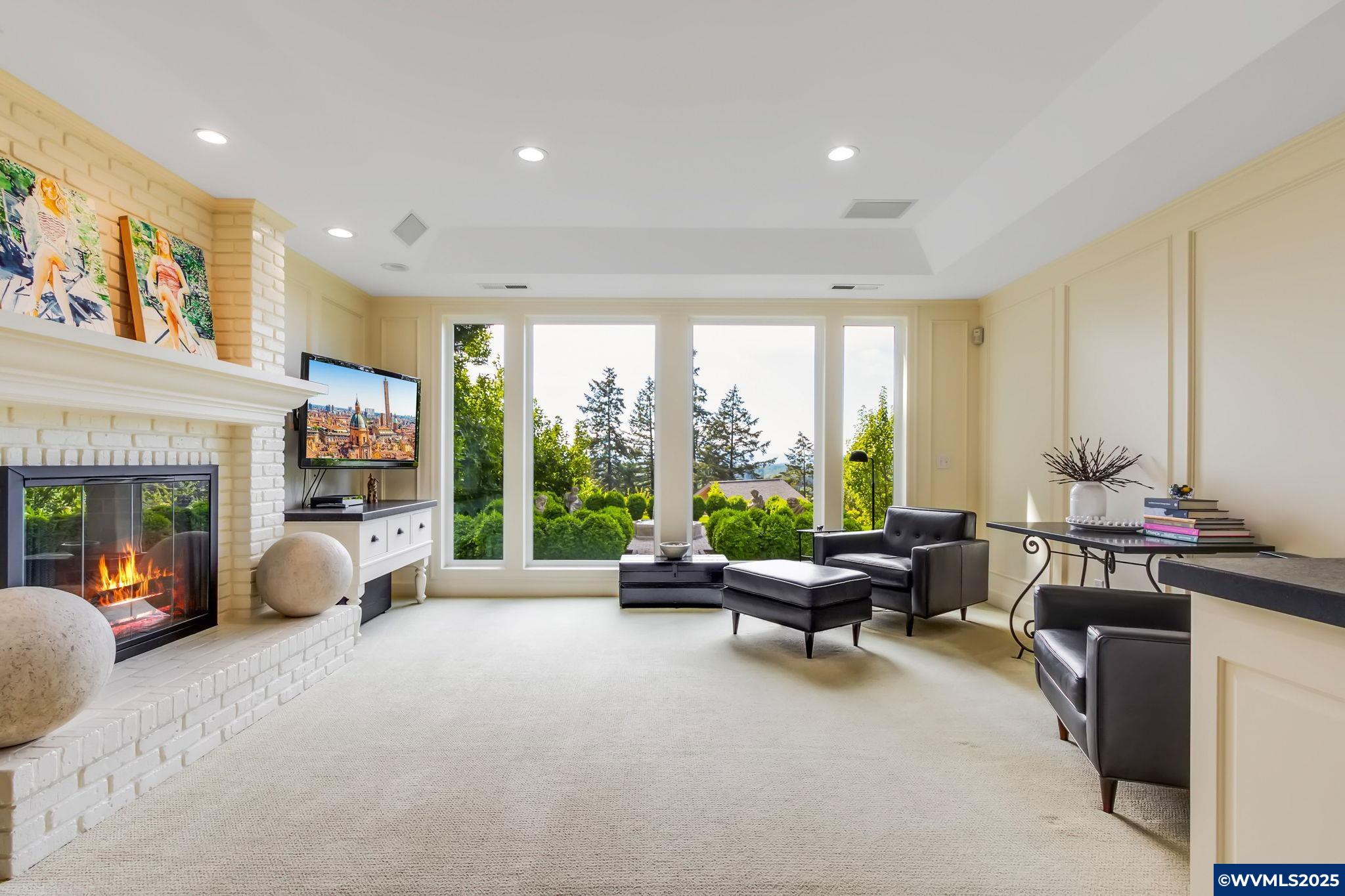 Salem, Oregon, 97302, United States, ,6 BathroomsBathrooms,Residential,Active,1770054