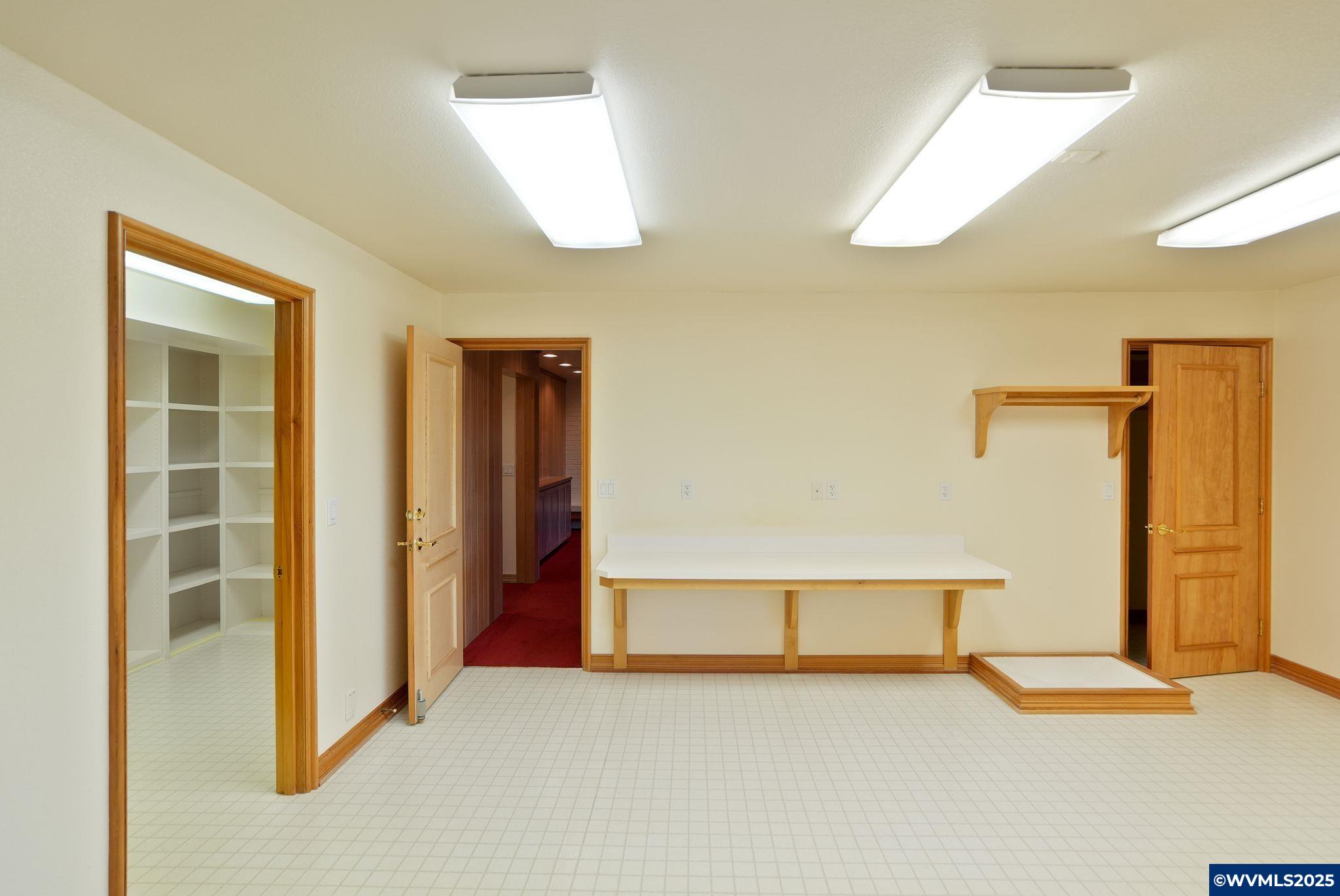 Salem, Oregon, 97302, United States, 3 Bedrooms Bedrooms, ,4 BathroomsBathrooms,Residential,Active,2007258