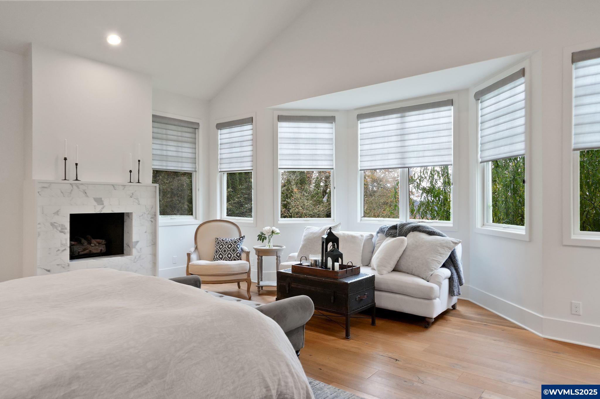 Salem, Oregon, 97302, United States, 5 Bedrooms Bedrooms, ,5 BathroomsBathrooms,Residential,Active,1993680