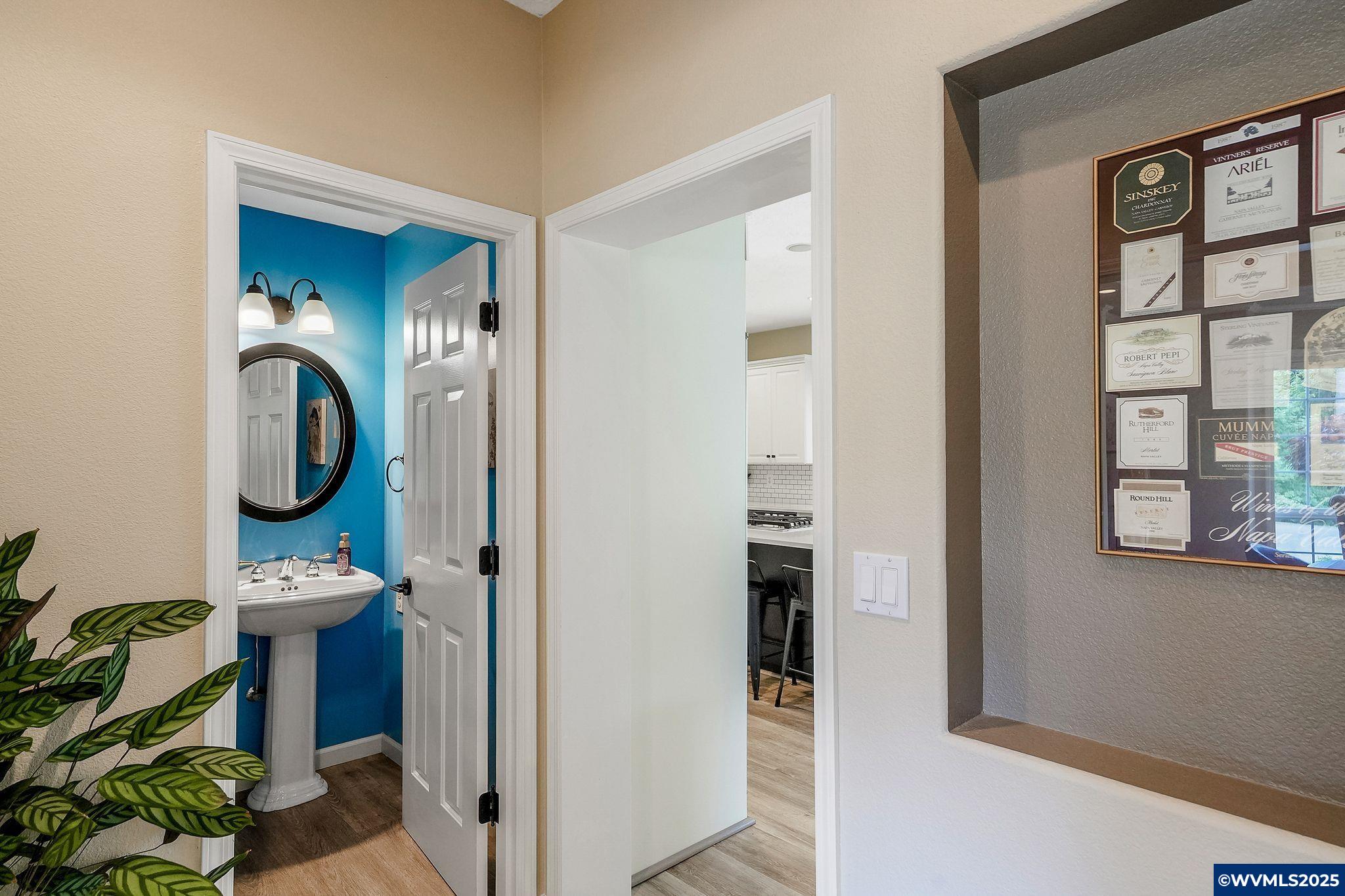 Salem, Oregon, 97302, United States, ,5 BathroomsBathrooms,Residential,Active,1849214
