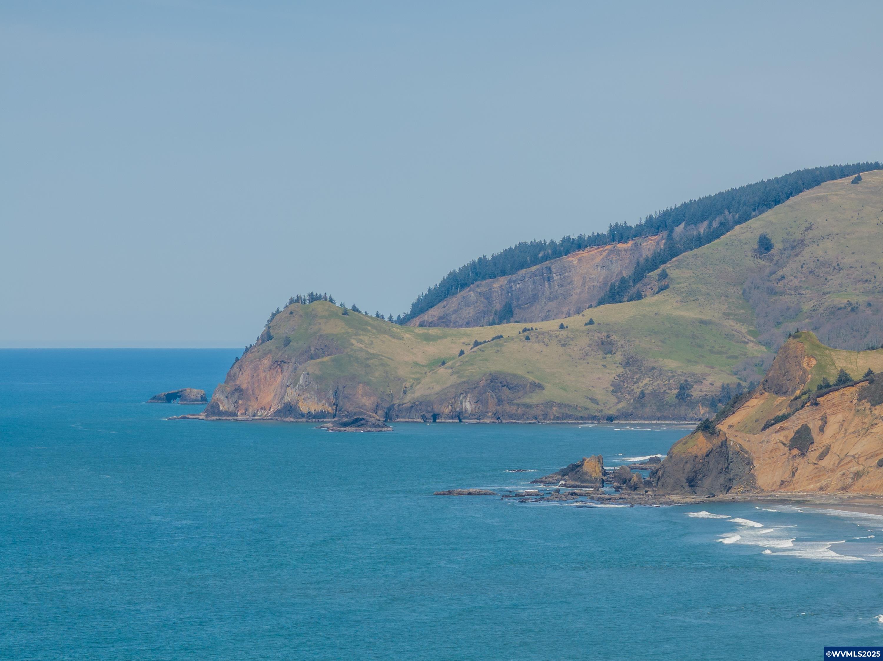 Lincoln City, Oregon, 97367, United States, 3 Bedrooms Bedrooms, ,3 BathroomsBathrooms,Residential,Active,1762853
