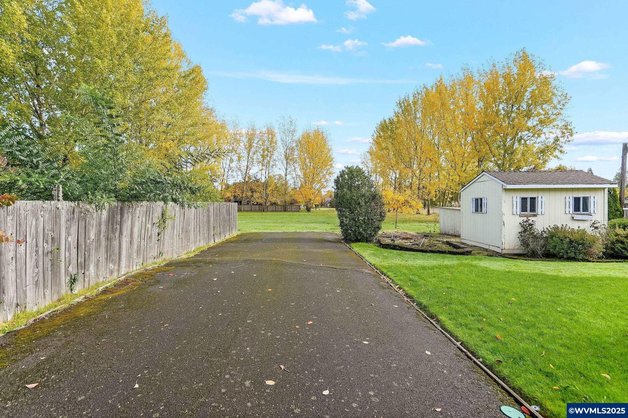 Corvallis, Oregon, 97333, United States, 3 Bedrooms Bedrooms, ,2 BathroomsBathrooms,Residential,Active,2001335