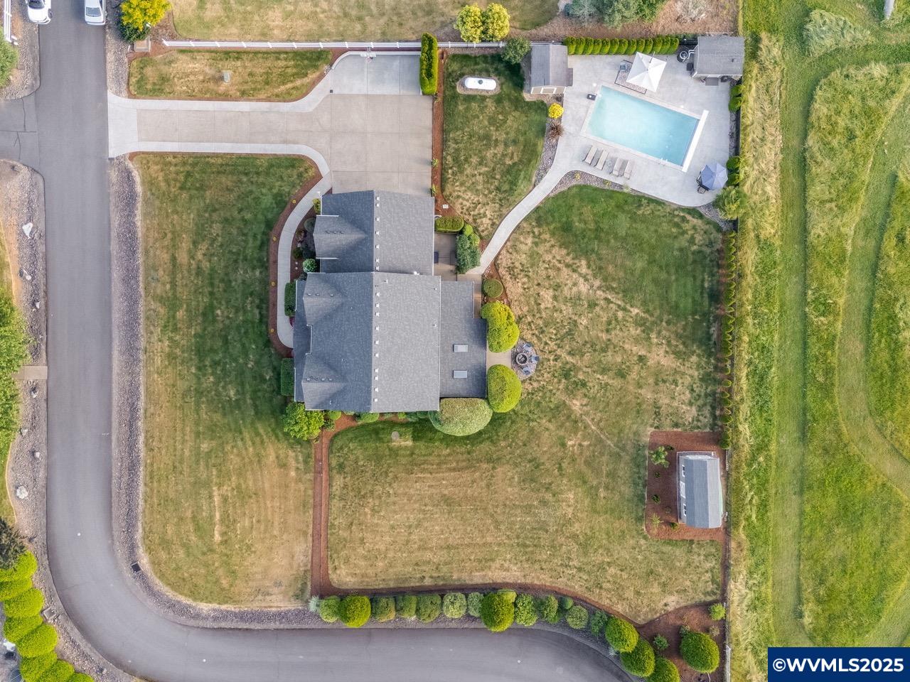 Oregon City, Oregon, 97045, United States, 4 Bedrooms Bedrooms, ,3 BathroomsBathrooms,Residential,Active,1922672