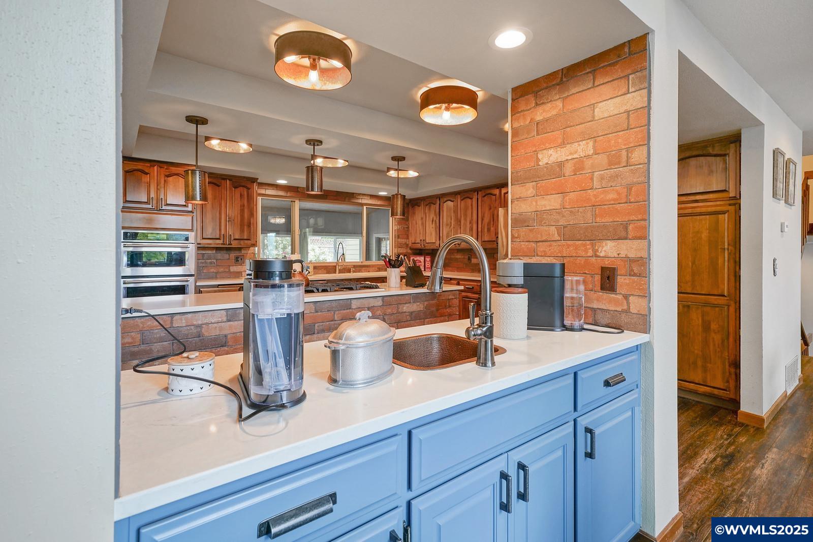 Salem, Oregon, 97302, United States, 3 Bedrooms Bedrooms, ,4 BathroomsBathrooms,Residential,Active,1989789