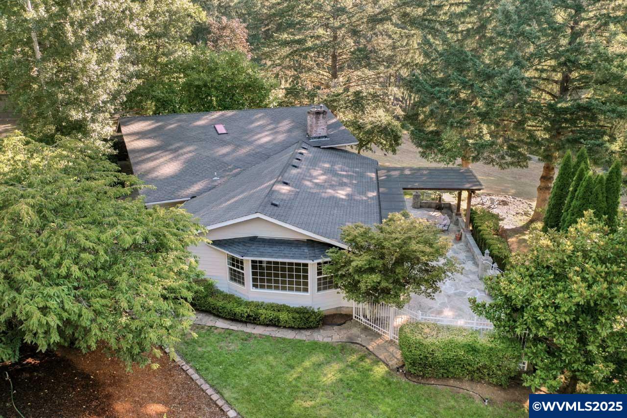 Corvallis, Oregon, 97330, United States, 4 Bedrooms Bedrooms, ,3 BathroomsBathrooms,Residential,Active,1914848