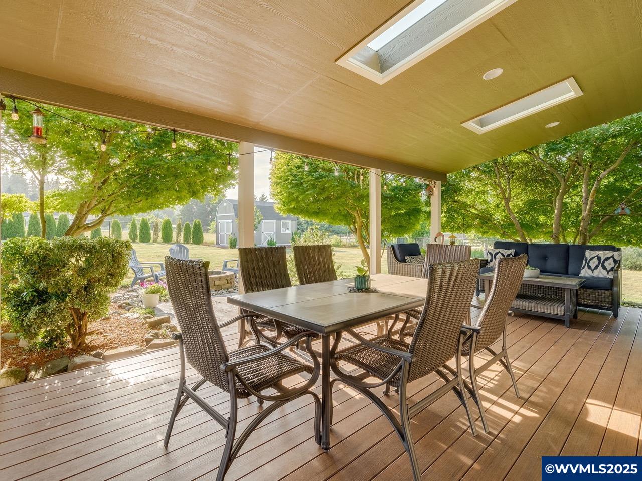 Oregon City, Oregon, 97045, United States, 4 Bedrooms Bedrooms, ,3 BathroomsBathrooms,Residential,Active,1922672