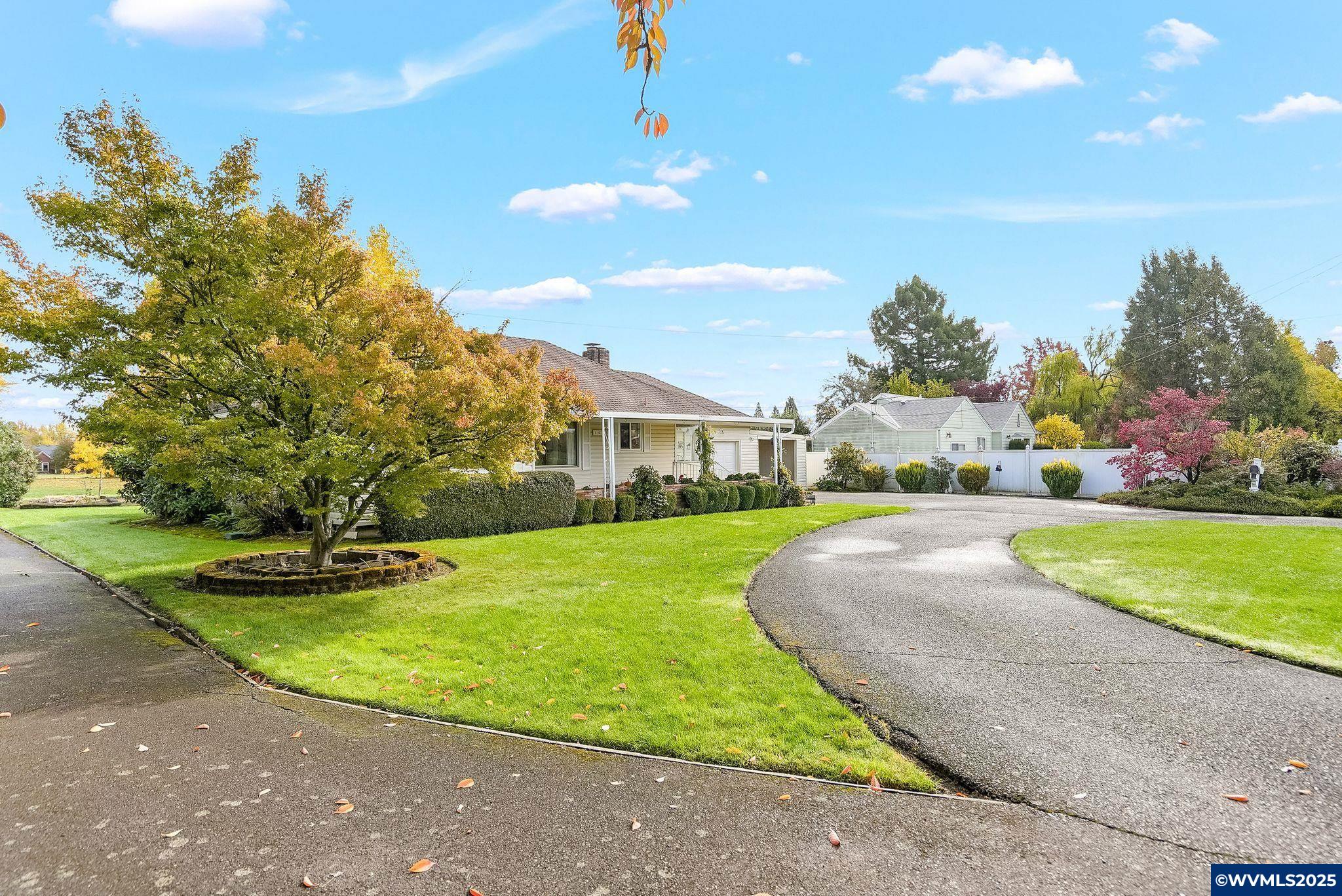 Corvallis, Oregon, 97333, United States, 3 Bedrooms Bedrooms, ,2 BathroomsBathrooms,Residential,Active,2001335