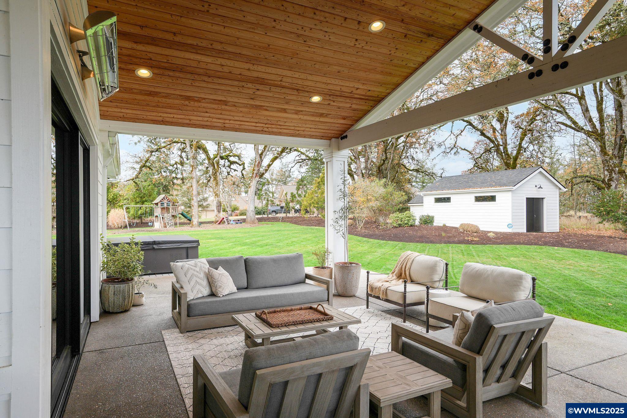 Salem, Oregon, 97302, United States, 5 Bedrooms Bedrooms, ,4 BathroomsBathrooms,Residential,Active,1992265