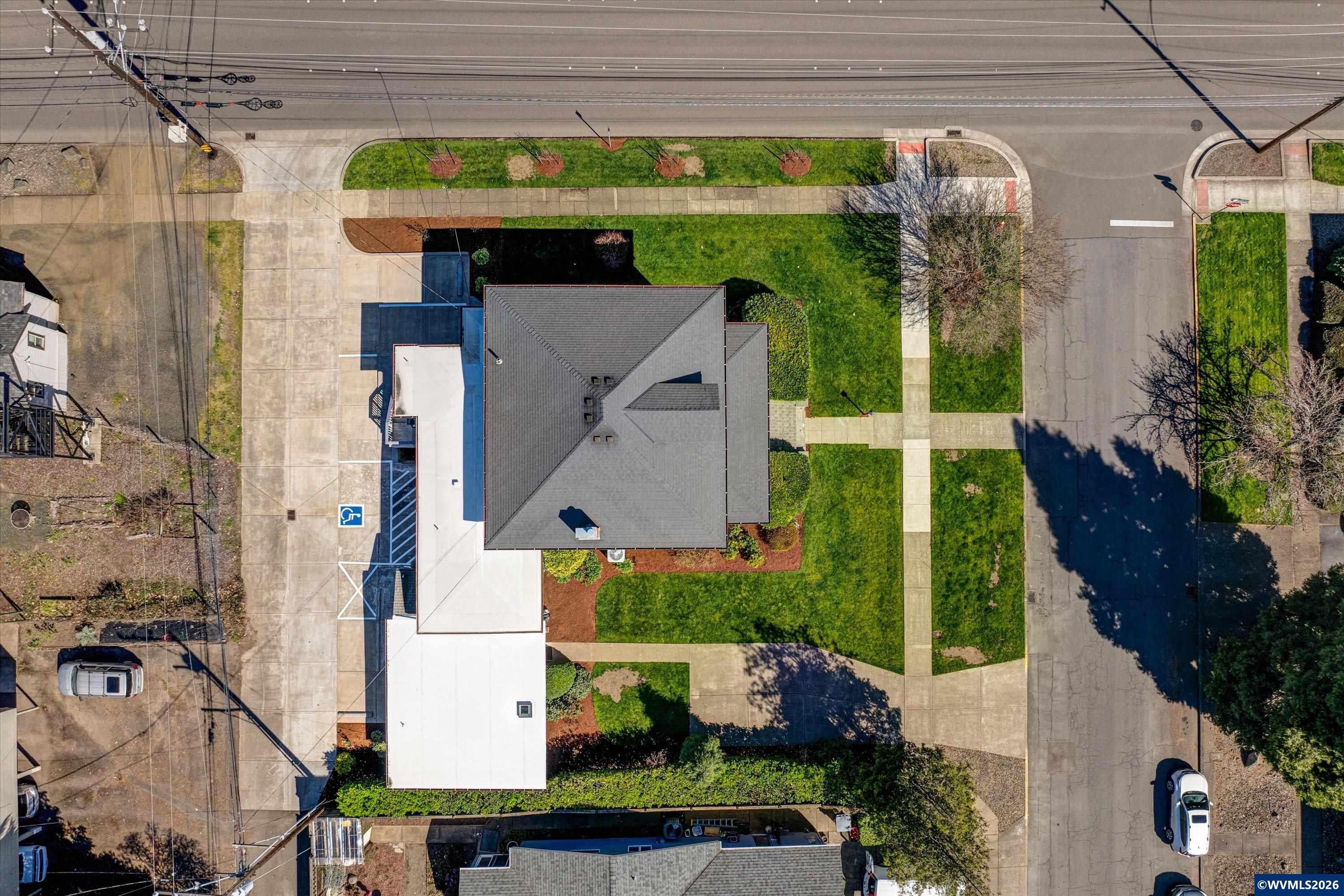 Corvallis, Oregon, 97330, United States, 6 Bedrooms Bedrooms, ,5 BathroomsBathrooms,Residential,Active,2032418