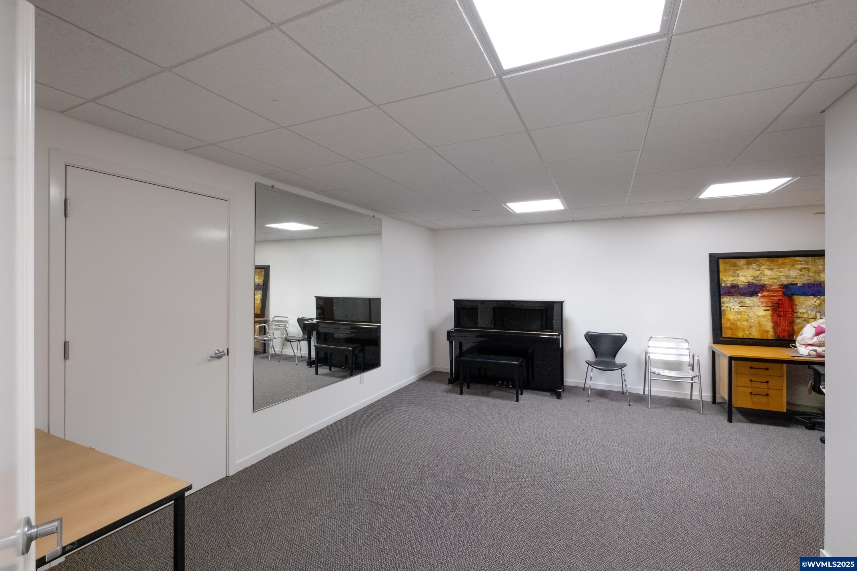 Corvallis, Oregon, 97330, United States, 4 Bedrooms Bedrooms, ,3 BathroomsBathrooms,Residential,Active,1922271