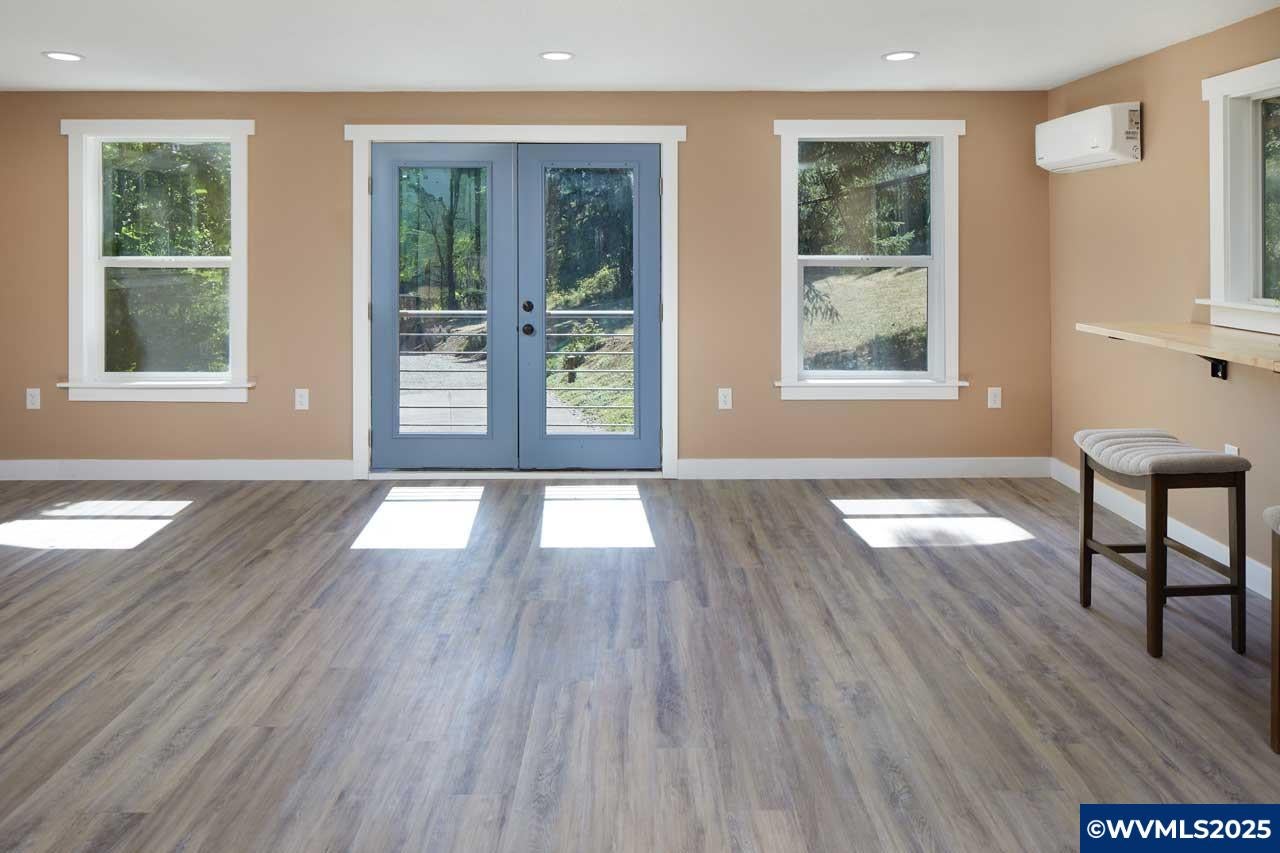Corvallis, Oregon, 97330, United States, 4 Bedrooms Bedrooms, ,3 BathroomsBathrooms,Residential,Active,1914848