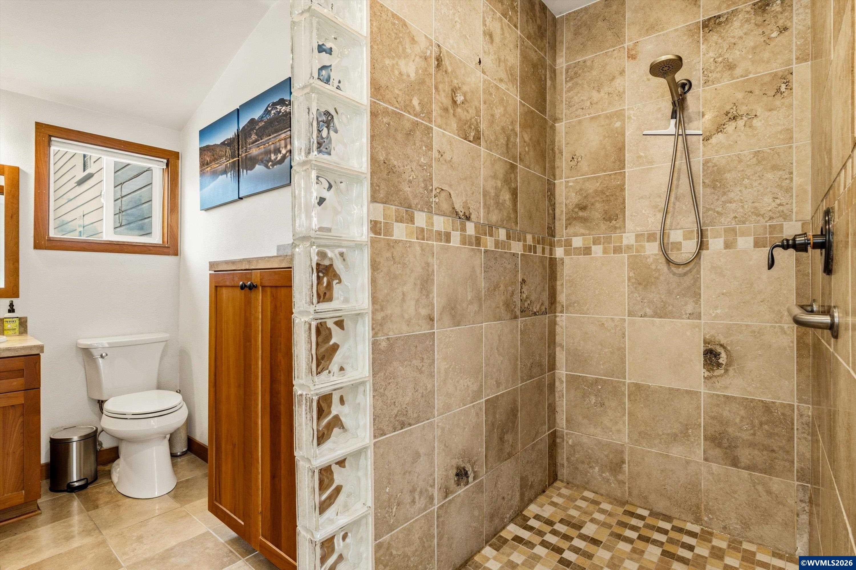 Corvallis, Oregon, 97330, United States, 6 Bedrooms Bedrooms, ,5 BathroomsBathrooms,Residential,Active,2032418