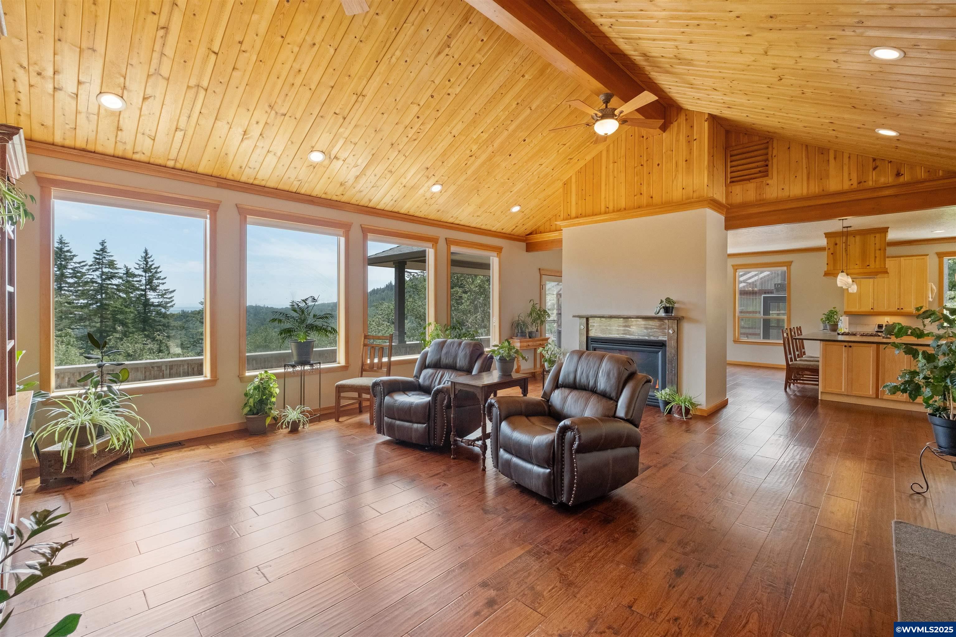 Brownsville, Oregon, 97327, United States, ,4 BathroomsBathrooms,Residential,Active,1859350