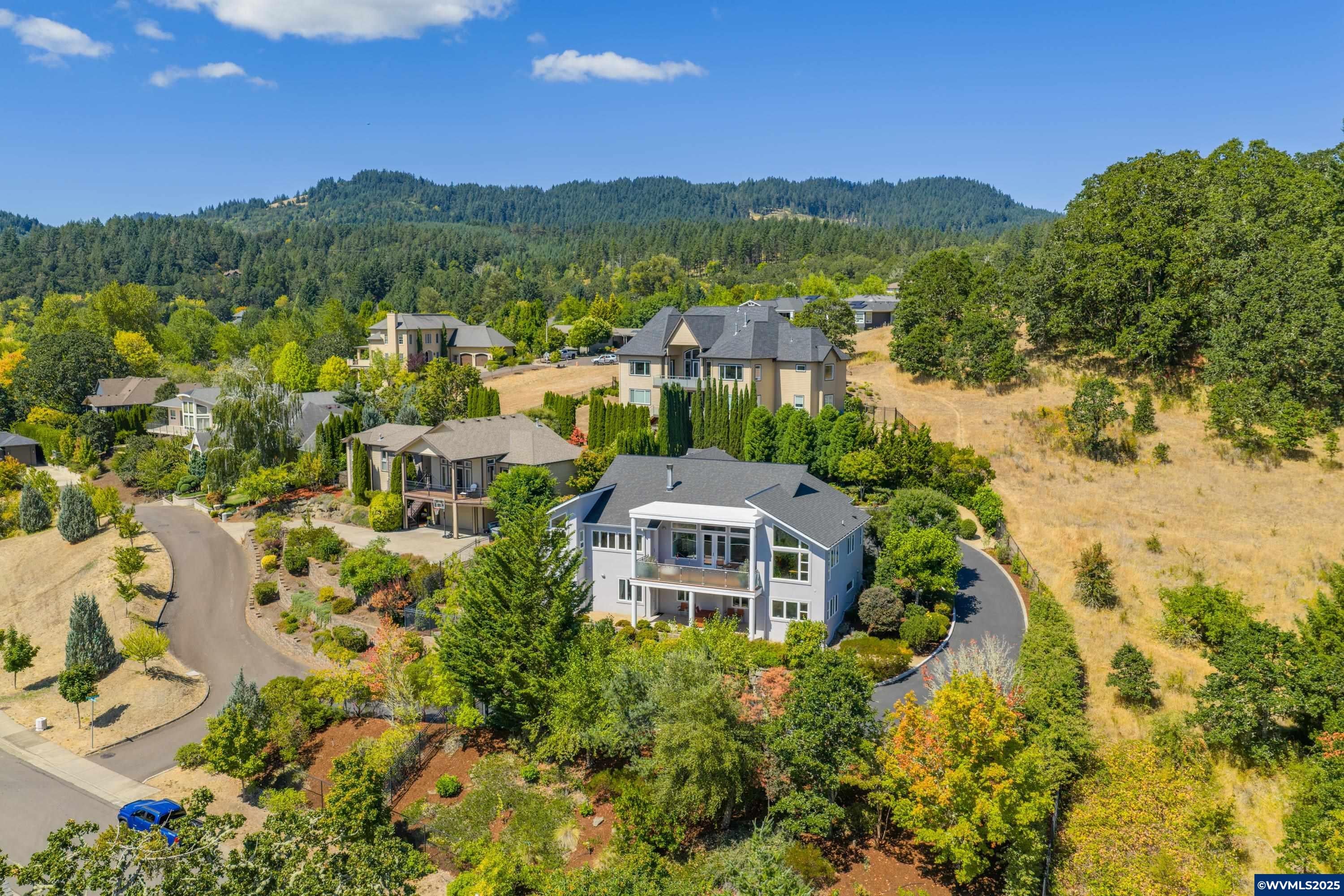 Corvallis, Oregon, 97330, United States, 4 Bedrooms Bedrooms, ,3 BathroomsBathrooms,Residential,Active,1922271