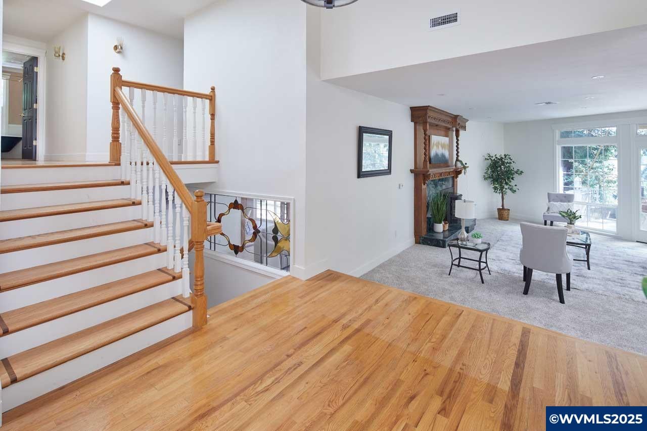Corvallis, Oregon, 97330, United States, 4 Bedrooms Bedrooms, ,3 BathroomsBathrooms,Residential,Active,1914848