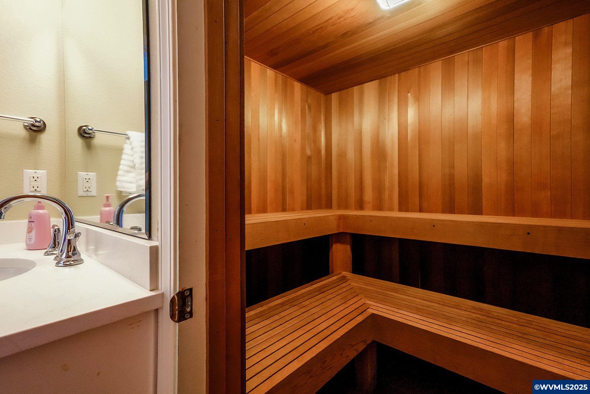 Salem, Oregon, 97302, United States, ,5 BathroomsBathrooms,Residential,Active,1849214