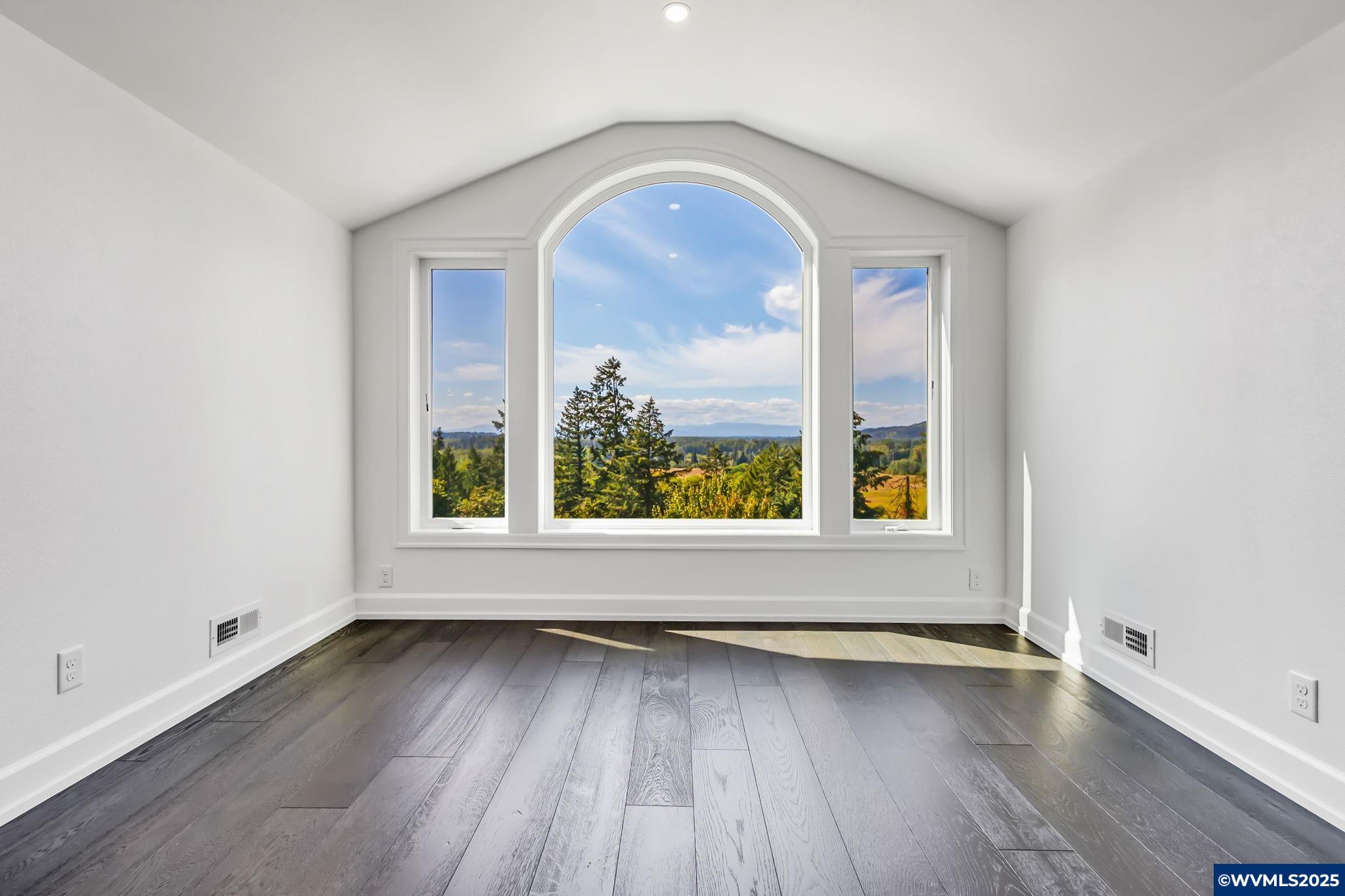 Salem, Oregon, 97302, United States, ,6 BathroomsBathrooms,Residential,Active,1770054