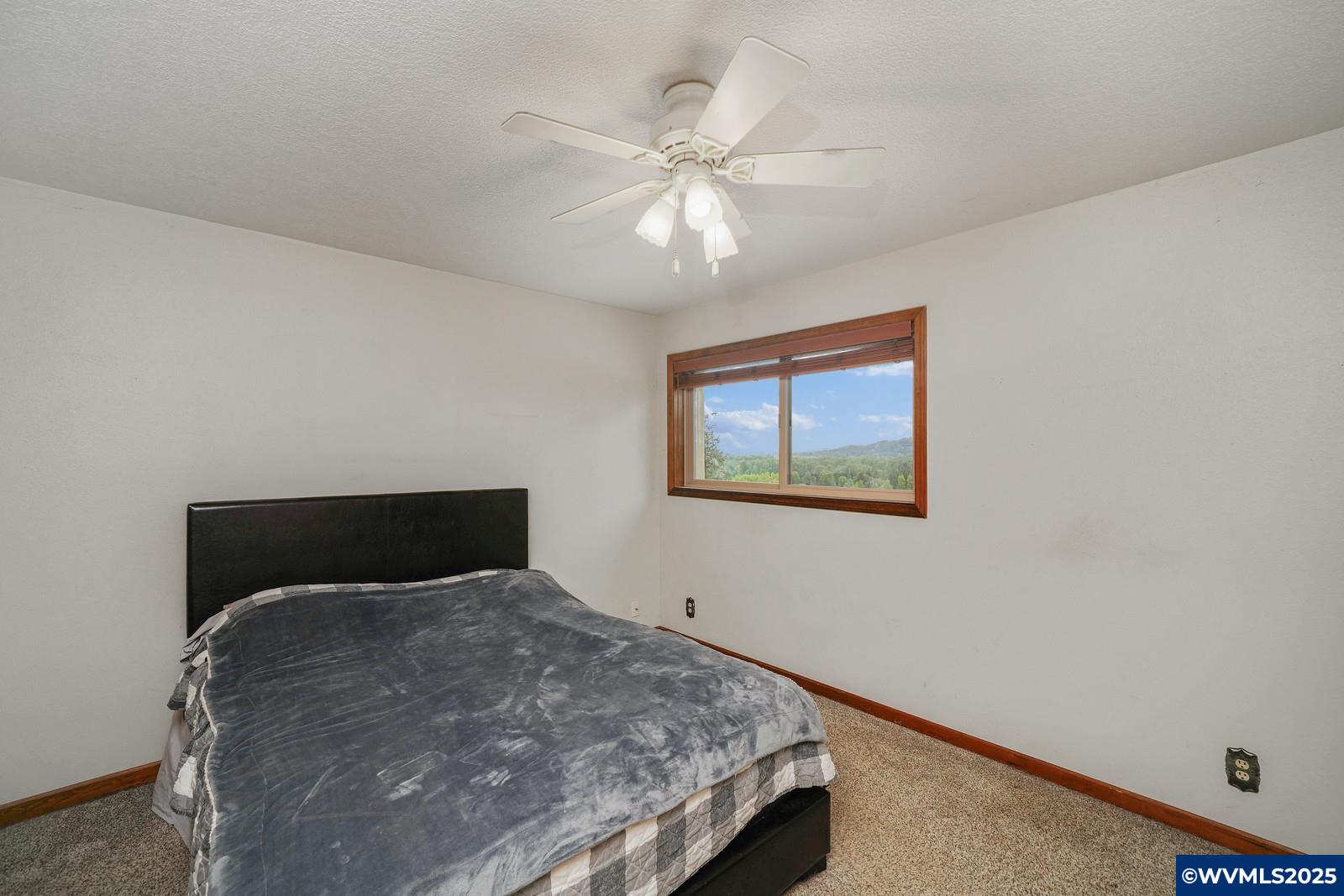 Salem, Oregon, 97302, United States, 3 Bedrooms Bedrooms, ,4 BathroomsBathrooms,Residential,Active,1989789