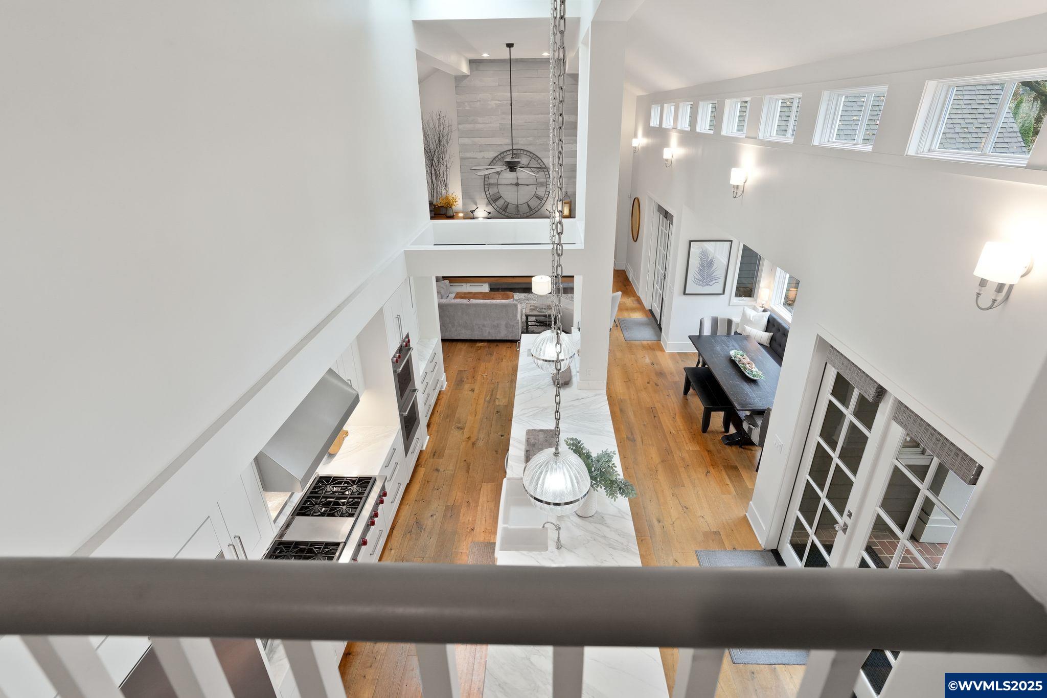 Salem, Oregon, 97302, United States, 5 Bedrooms Bedrooms, ,5 BathroomsBathrooms,Residential,Active,1993680