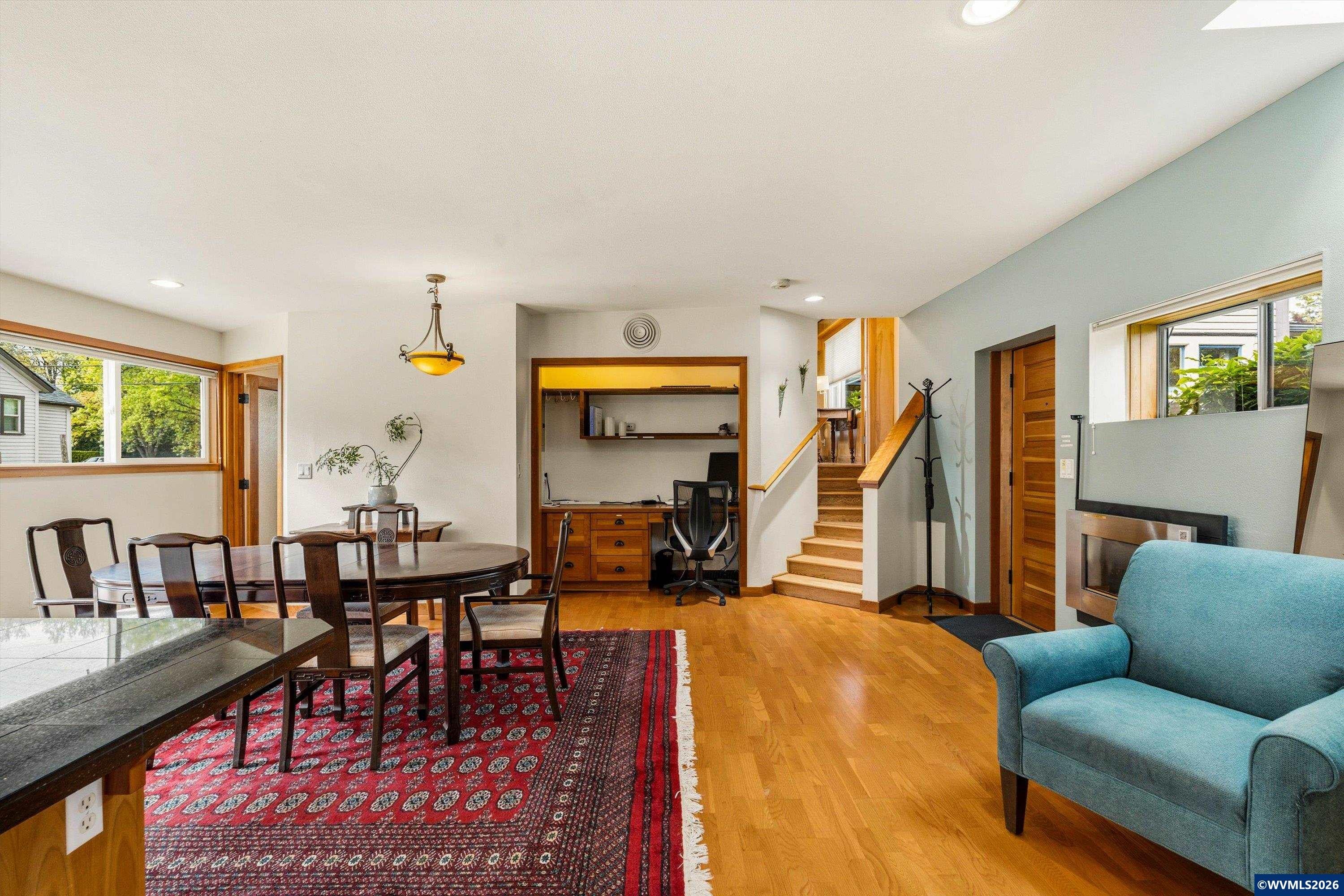 Corvallis, Oregon, 97330, United States, 6 Bedrooms Bedrooms, ,5 BathroomsBathrooms,Residential,Active,2032418