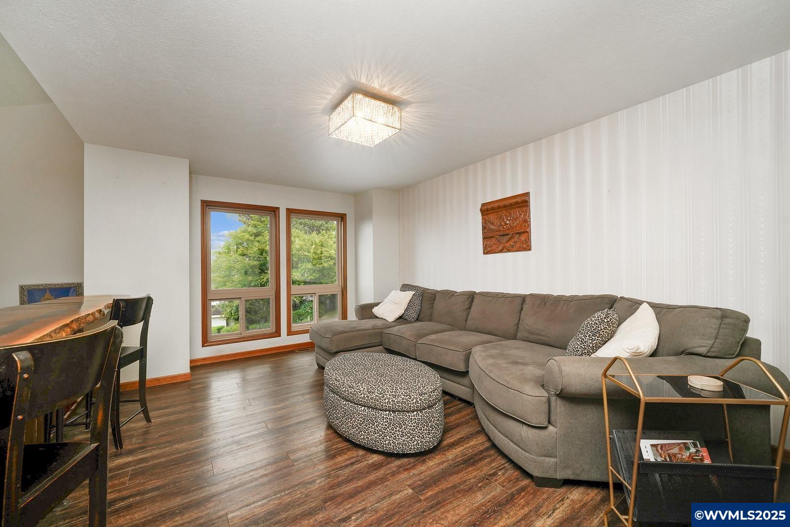 Salem, Oregon, 97302, United States, 3 Bedrooms Bedrooms, ,4 BathroomsBathrooms,Residential,Active,1989789