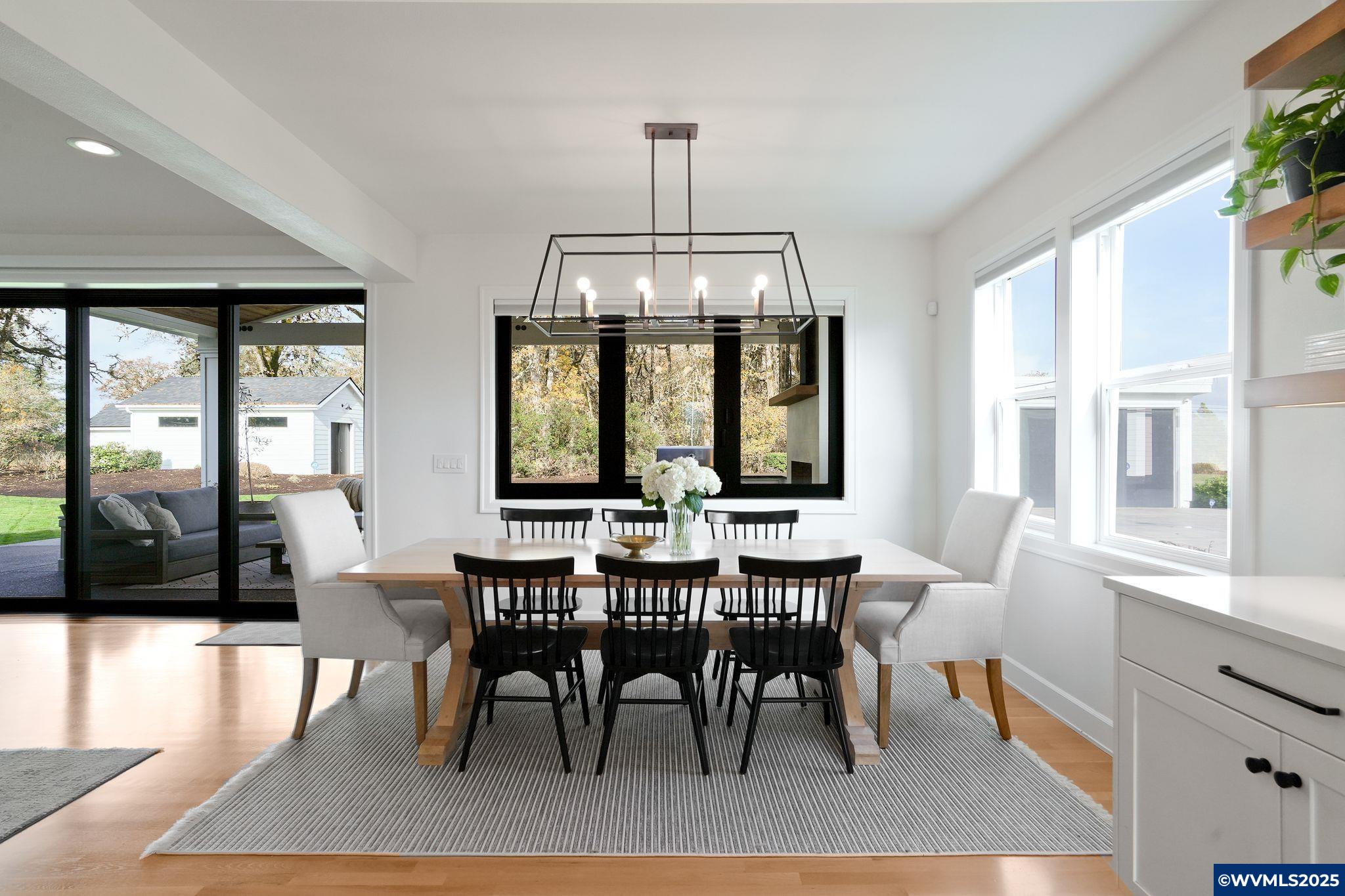 Salem, Oregon, 97302, United States, 5 Bedrooms Bedrooms, ,4 BathroomsBathrooms,Residential,Active,1992265