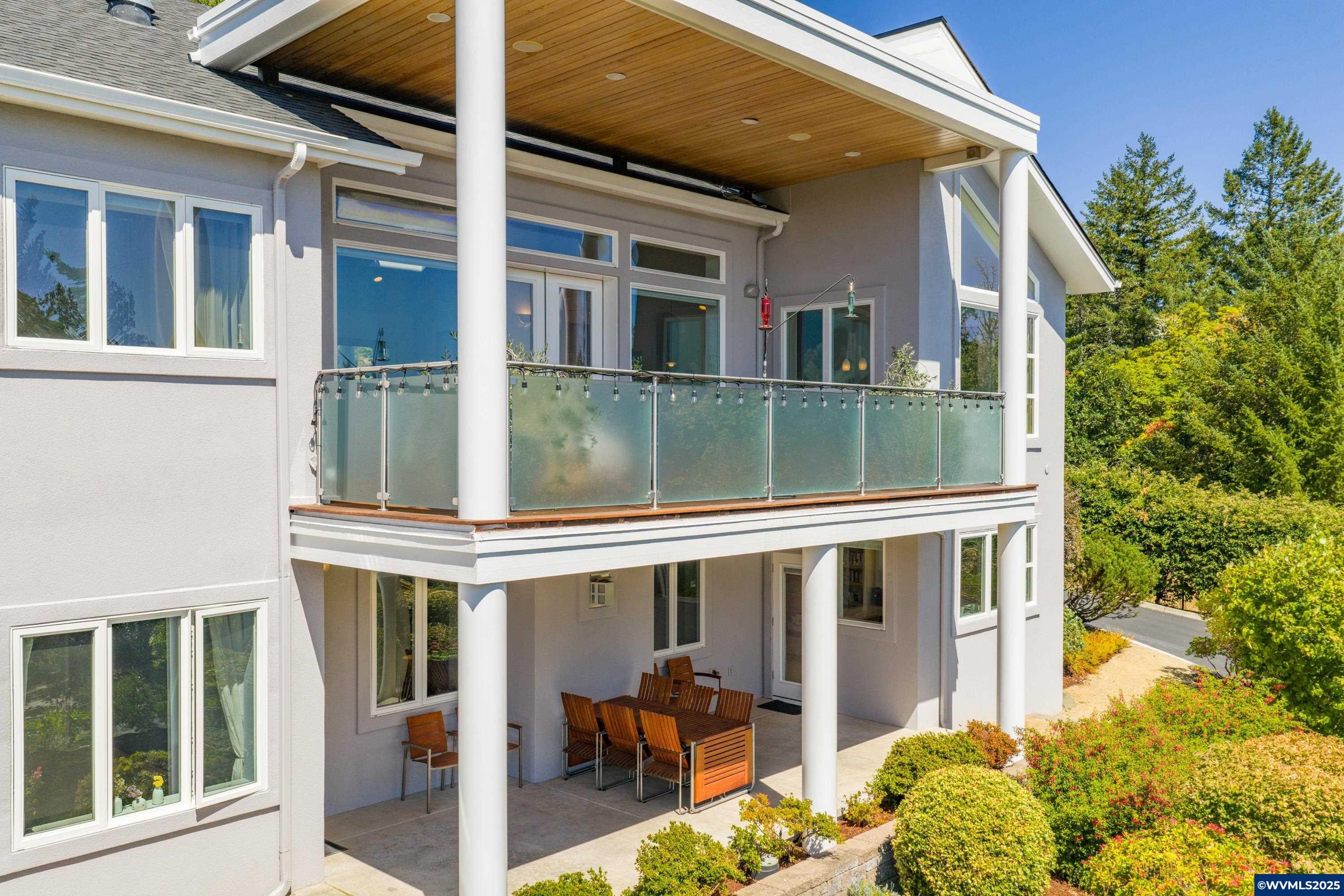 Corvallis, Oregon, 97330, United States, 4 Bedrooms Bedrooms, ,3 BathroomsBathrooms,Residential,Active,1922271