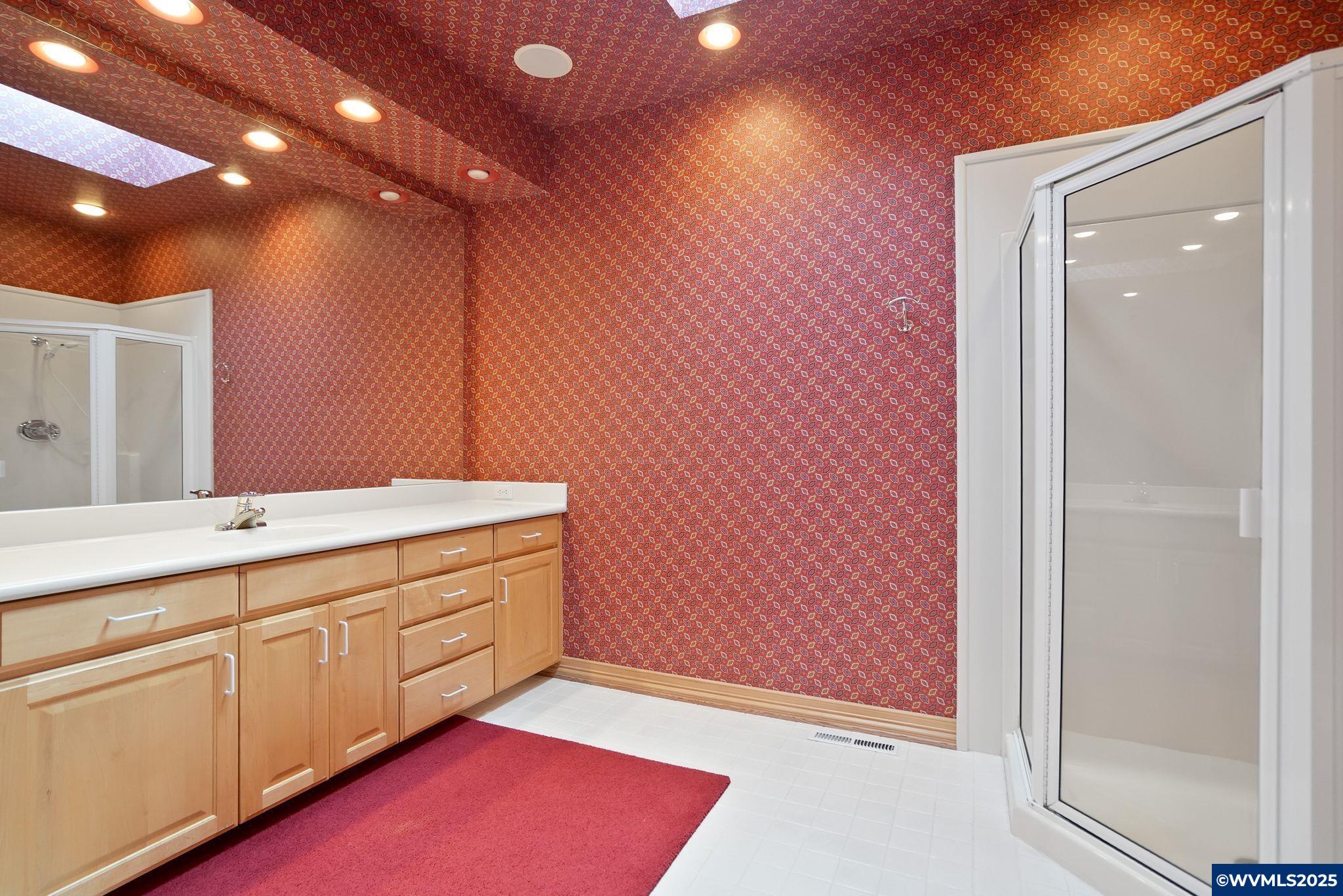 Salem, Oregon, 97302, United States, 3 Bedrooms Bedrooms, ,4 BathroomsBathrooms,Residential,Active,2007258