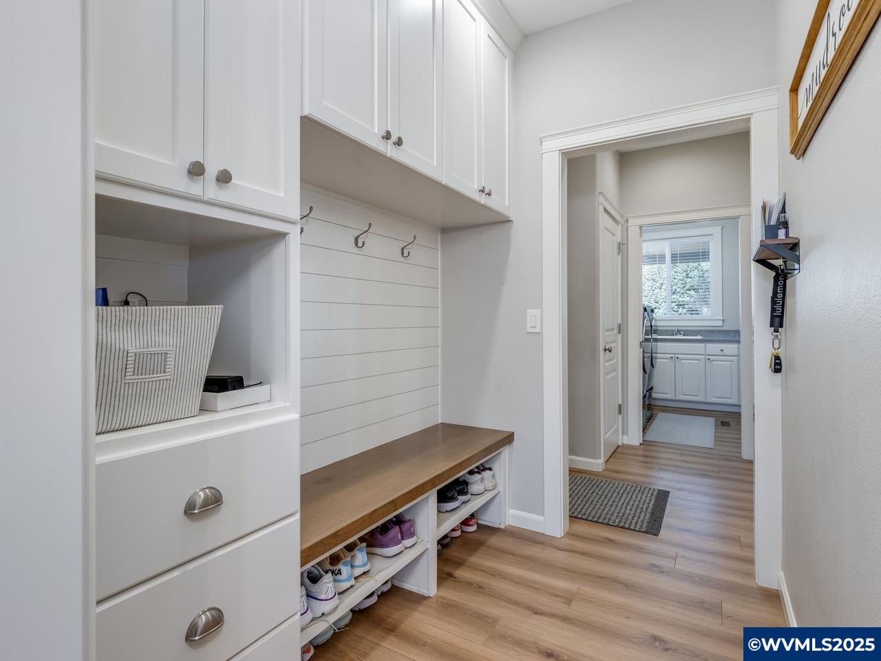 Oregon City, Oregon, 97045, United States, 4 Bedrooms Bedrooms, ,3 BathroomsBathrooms,Residential,Active,1922672