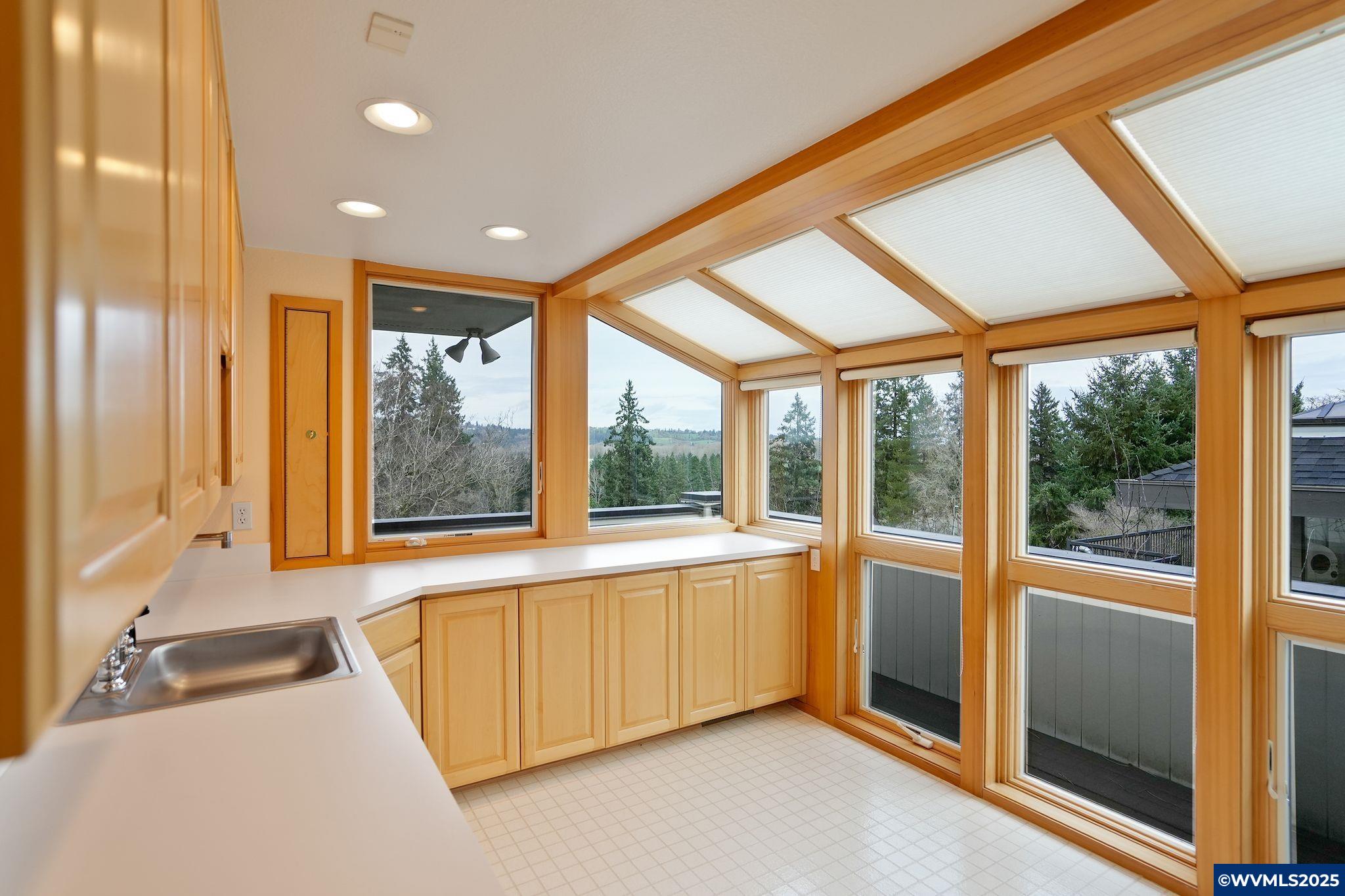 Salem, Oregon, 97302, United States, 3 Bedrooms Bedrooms, ,4 BathroomsBathrooms,Residential,Active,2007258