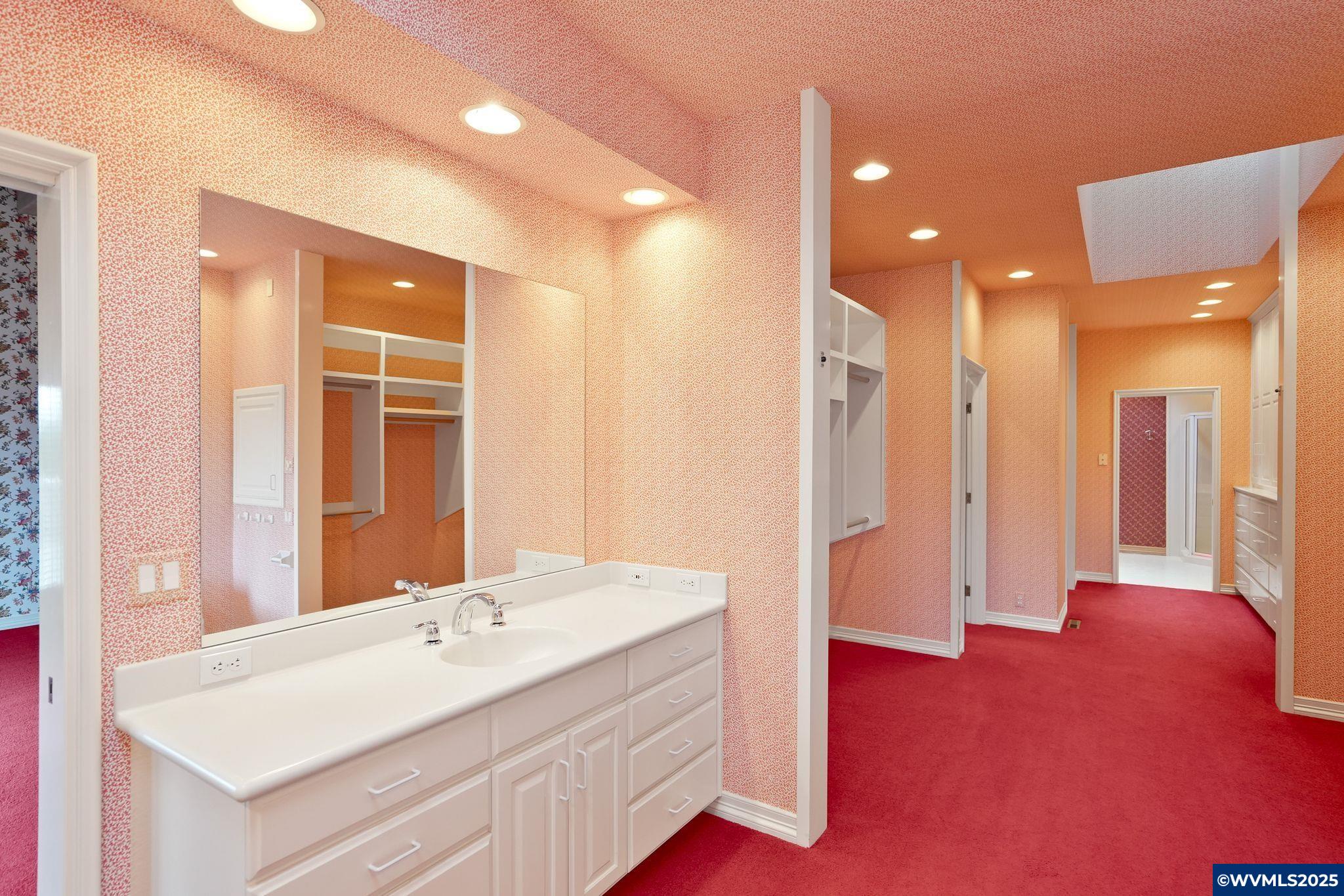 Salem, Oregon, 97302, United States, 3 Bedrooms Bedrooms, ,4 BathroomsBathrooms,Residential,Active,2007258