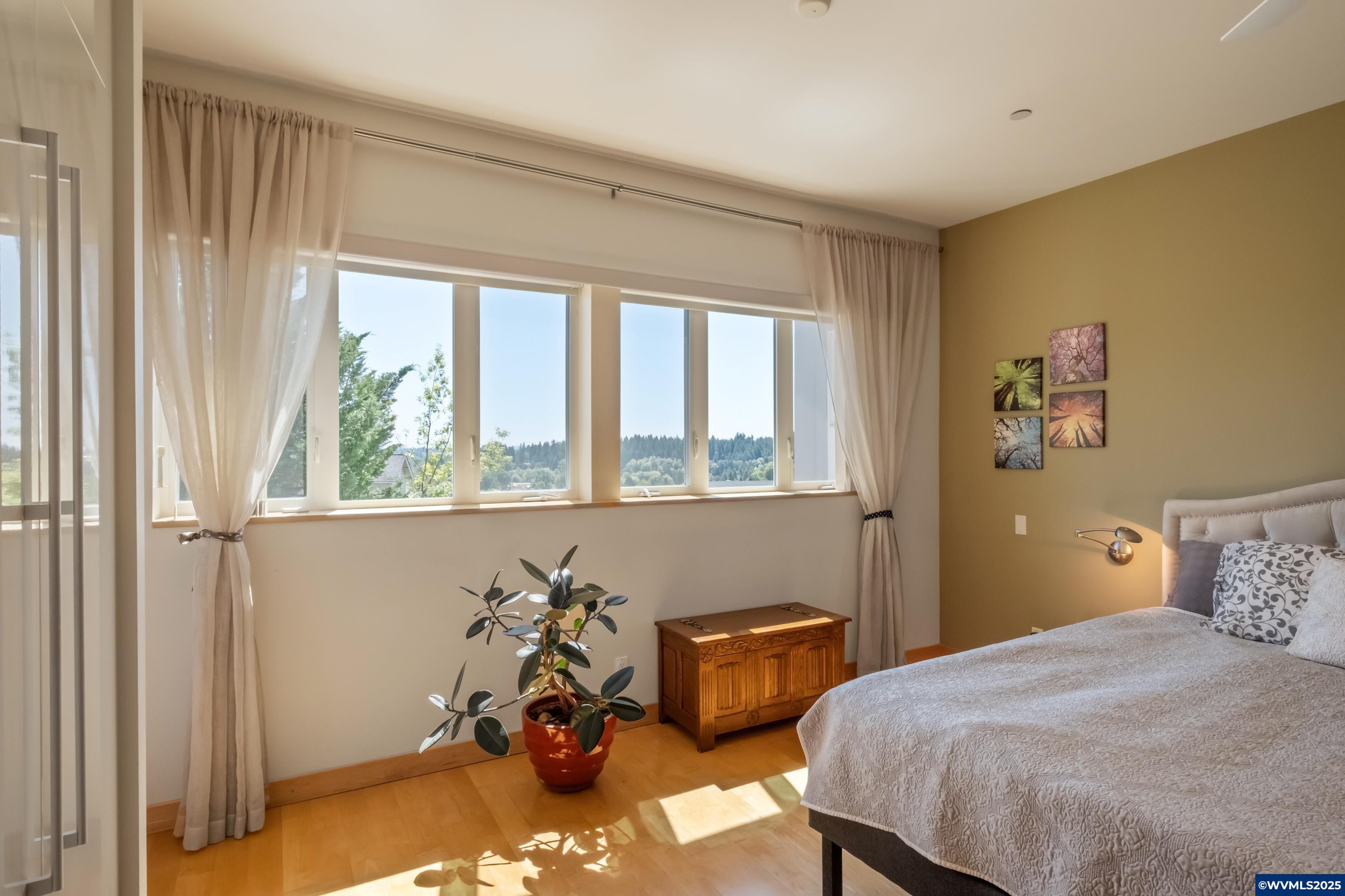 Corvallis, Oregon, 97330, United States, 4 Bedrooms Bedrooms, ,3 BathroomsBathrooms,Residential,Active,1922271