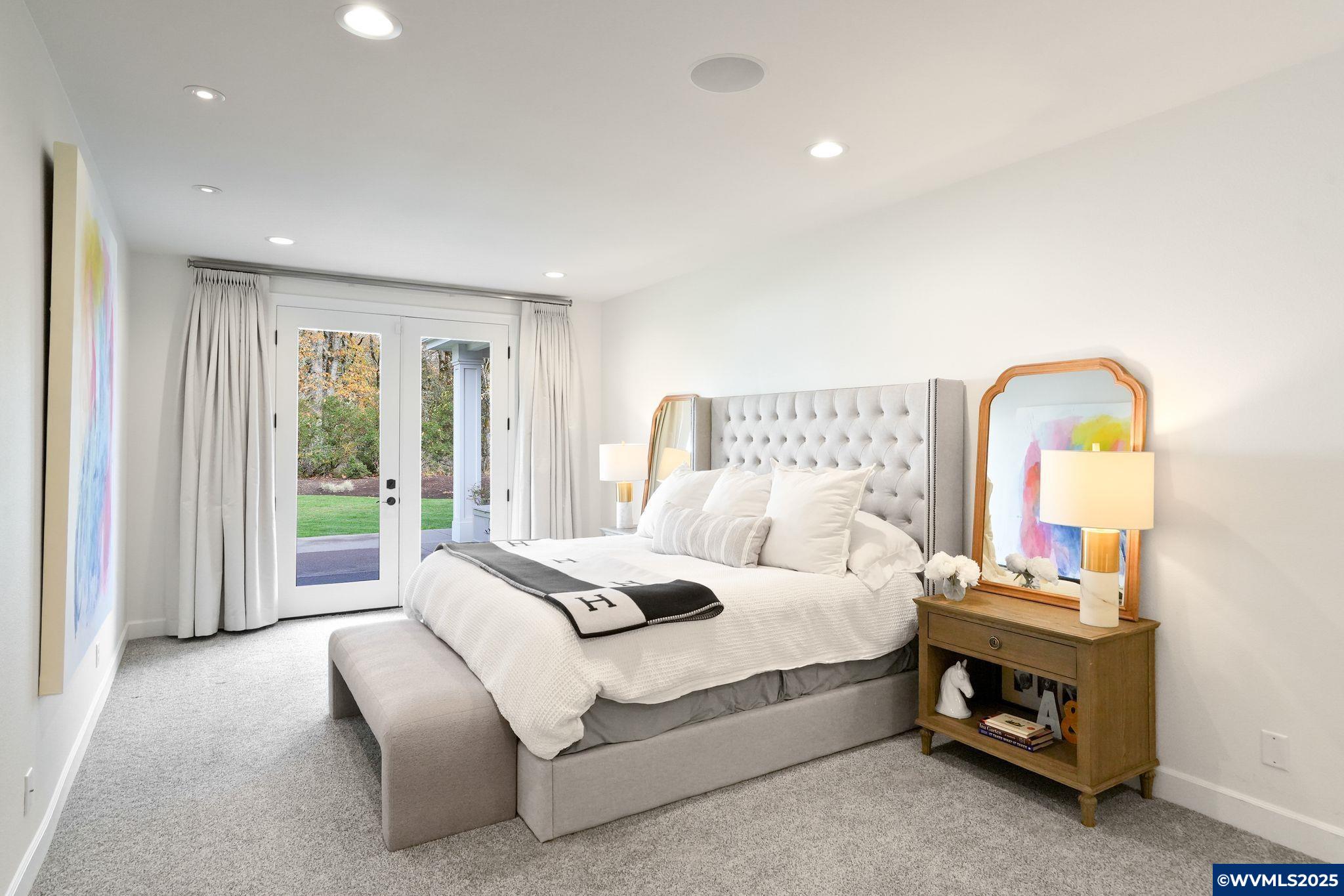 Salem, Oregon, 97302, United States, 5 Bedrooms Bedrooms, ,4 BathroomsBathrooms,Residential,Active,1992265