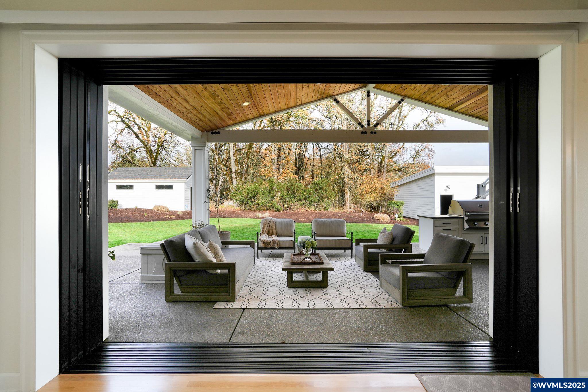 Salem, Oregon, 97302, United States, 5 Bedrooms Bedrooms, ,4 BathroomsBathrooms,Residential,Active,1992265