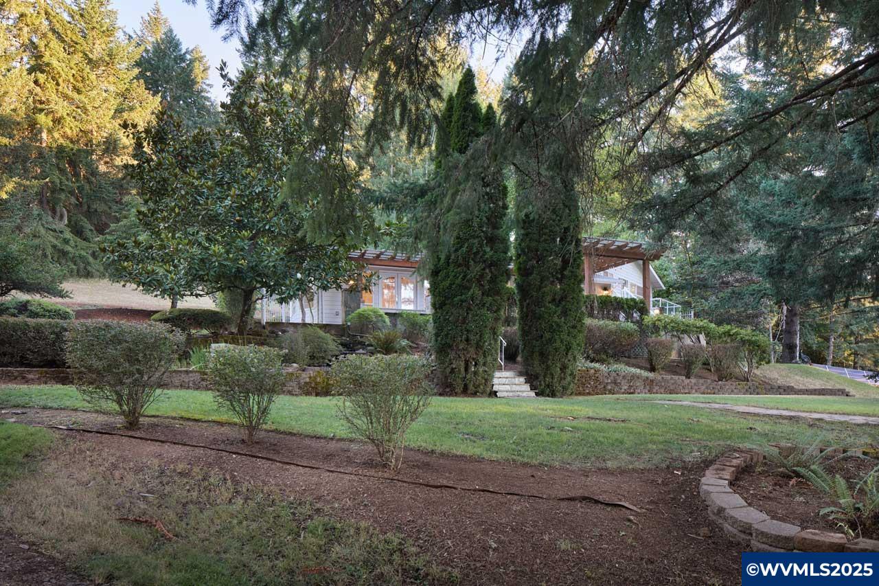 Corvallis, Oregon, 97330, United States, 4 Bedrooms Bedrooms, ,3 BathroomsBathrooms,Residential,Active,1914848