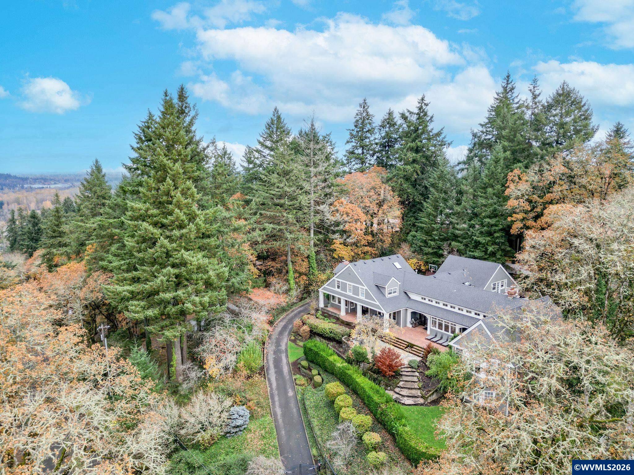Salem, Oregon, 97302, United States, 5 Bedrooms Bedrooms, ,5 BathroomsBathrooms,Residential,Active,2045793