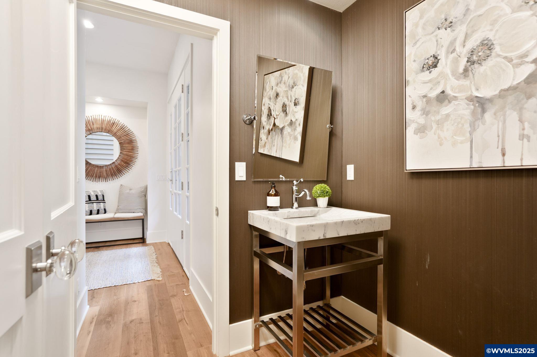 Salem, Oregon, 97302, United States, 5 Bedrooms Bedrooms, ,5 BathroomsBathrooms,Residential,Active,1993680