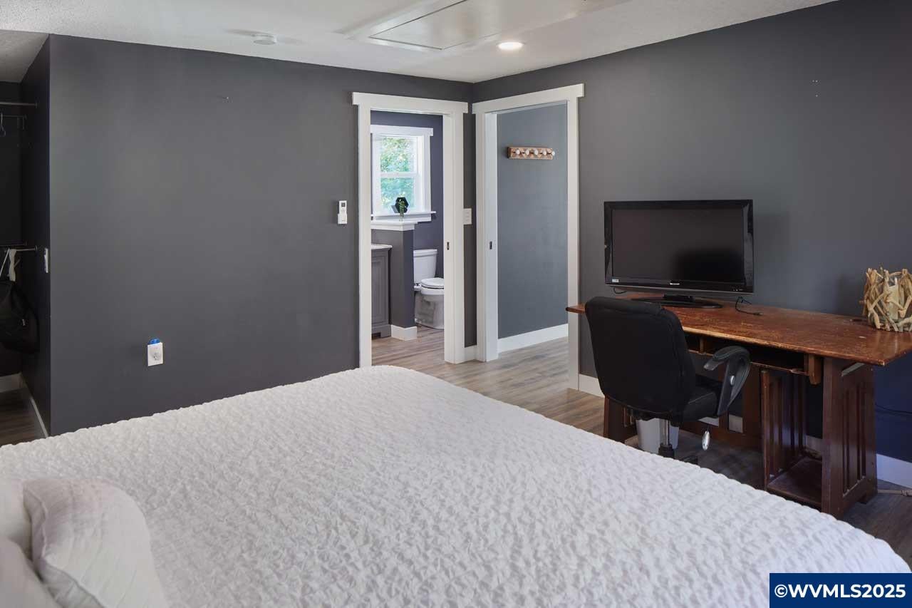 Corvallis, Oregon, 97330, United States, 4 Bedrooms Bedrooms, ,3 BathroomsBathrooms,Residential,Active,1914848