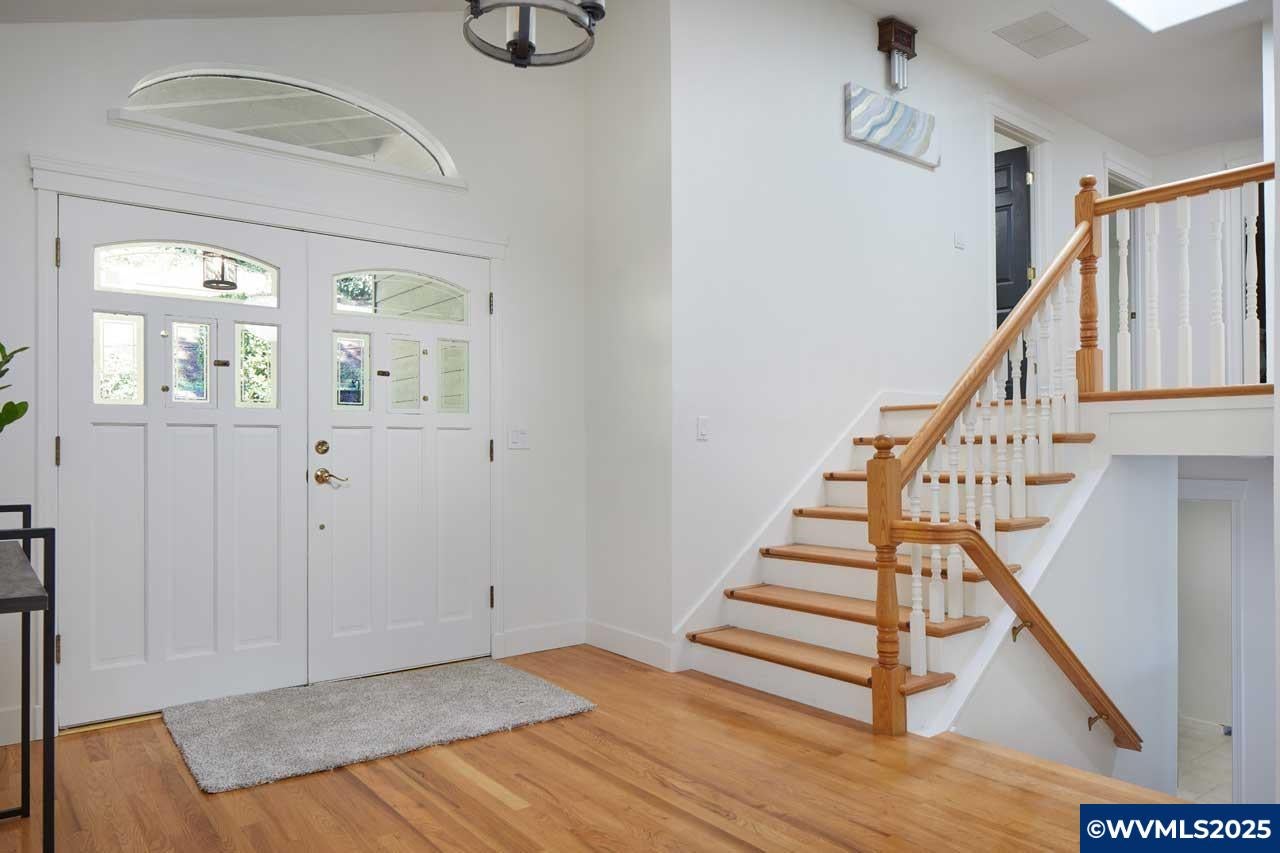 Corvallis, Oregon, 97330, United States, 4 Bedrooms Bedrooms, ,3 BathroomsBathrooms,Residential,Active,1914848