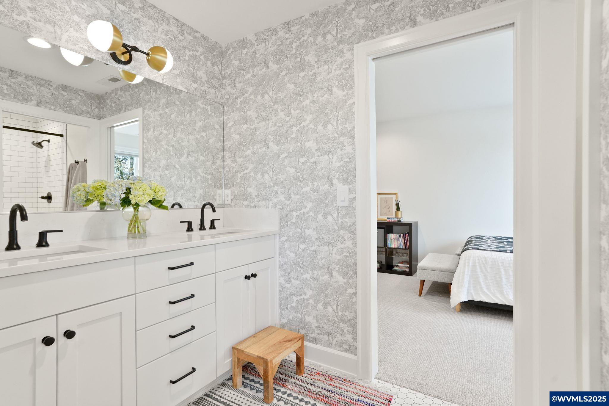 Salem, Oregon, 97302, United States, 5 Bedrooms Bedrooms, ,4 BathroomsBathrooms,Residential,Active,1992265