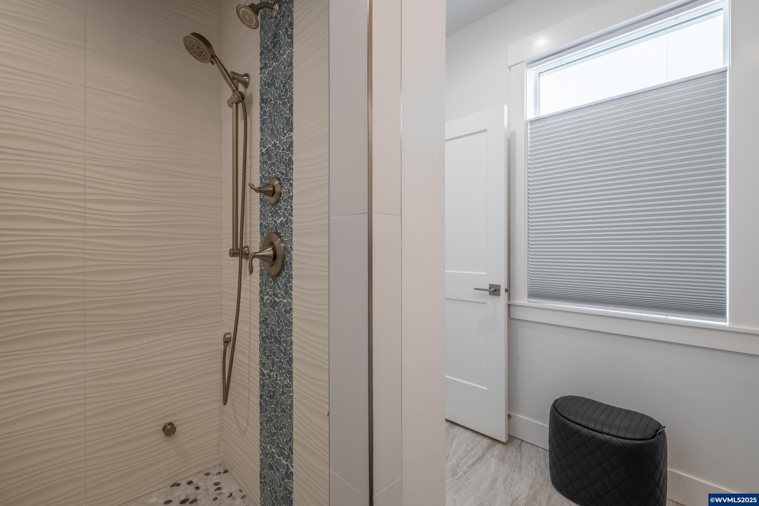 Lincoln City, Oregon, 97367, United States, 3 Bedrooms Bedrooms, ,3 BathroomsBathrooms,Residential,Active,1762853