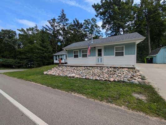 1978 W HIGGINS LAKE DR, ROSCOMMON, MI 48653 - Image 1