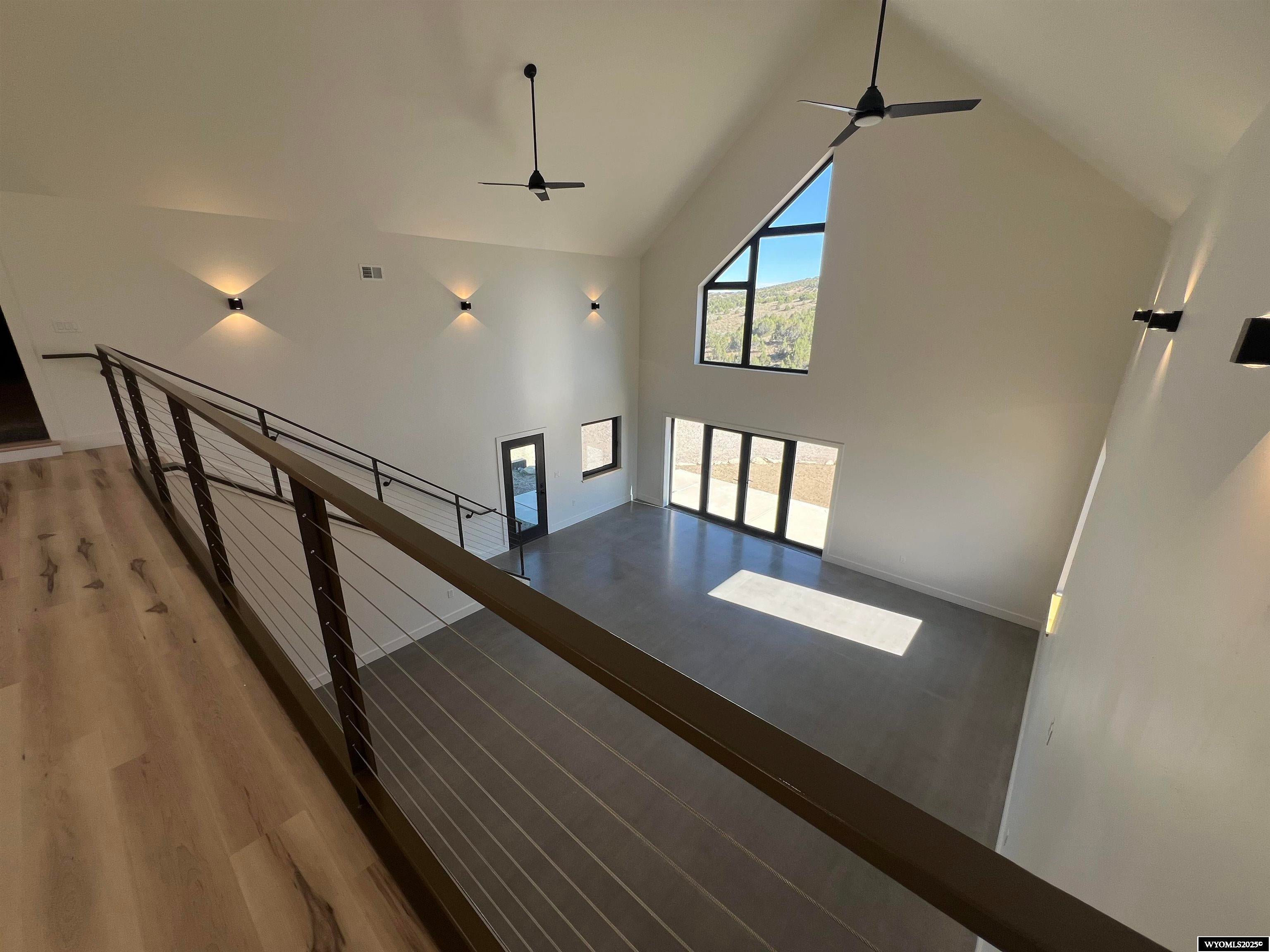 Lander, Wyoming, 82520, United States, 5 Bedrooms Bedrooms, ,3 BathroomsBathrooms,Residential,Active,1871269