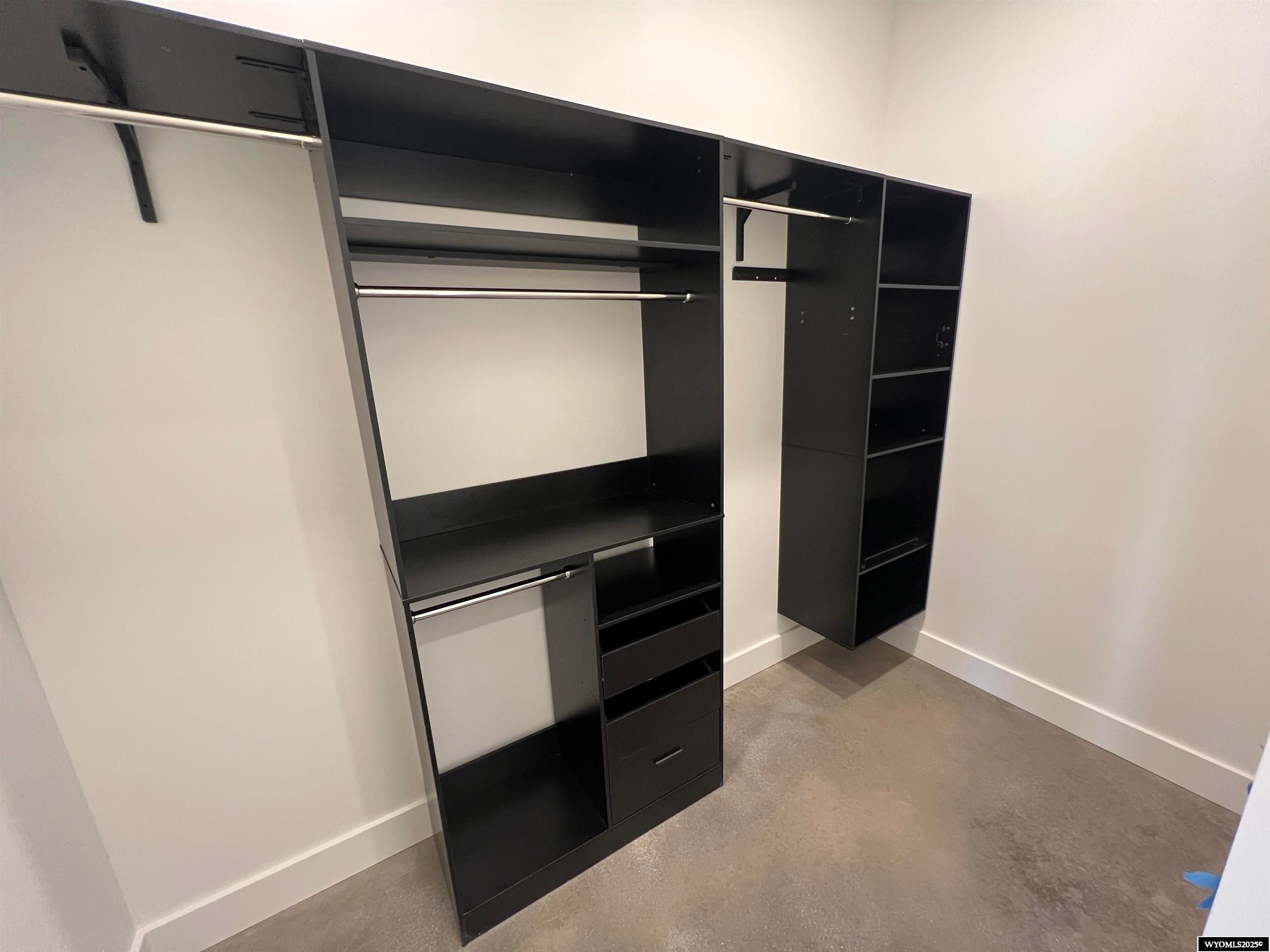 Lander, Wyoming, 82520, United States, 5 Bedrooms Bedrooms, ,3 BathroomsBathrooms,Residential,Active,1871269