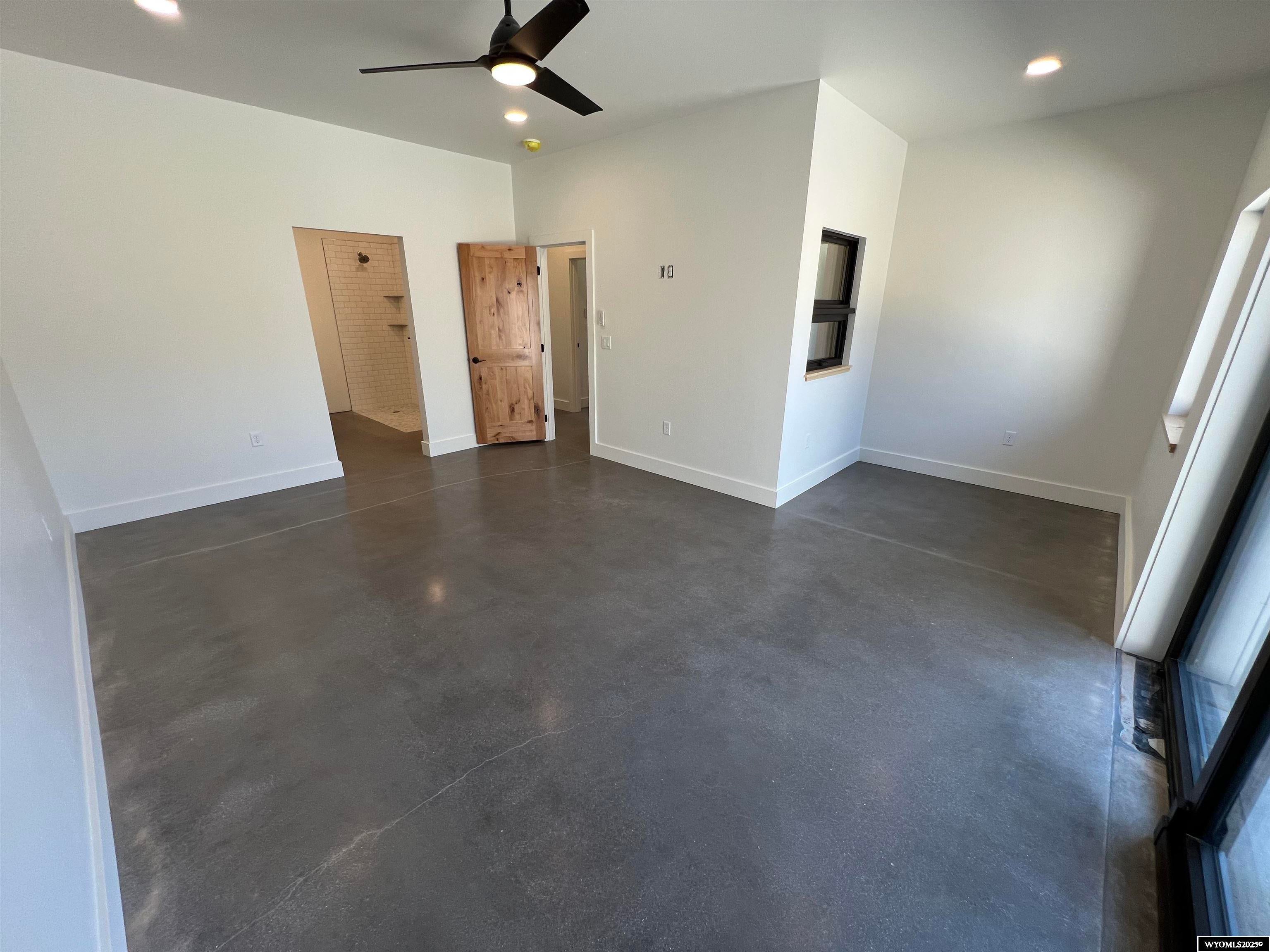 Lander, Wyoming, 82520, United States, 5 Bedrooms Bedrooms, ,3 BathroomsBathrooms,Residential,Active,1871269