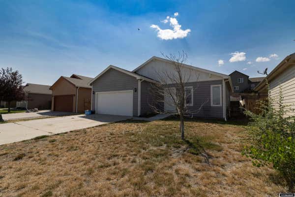 940 S 3RD AVE, MILLS, WY 82644 - Image 1