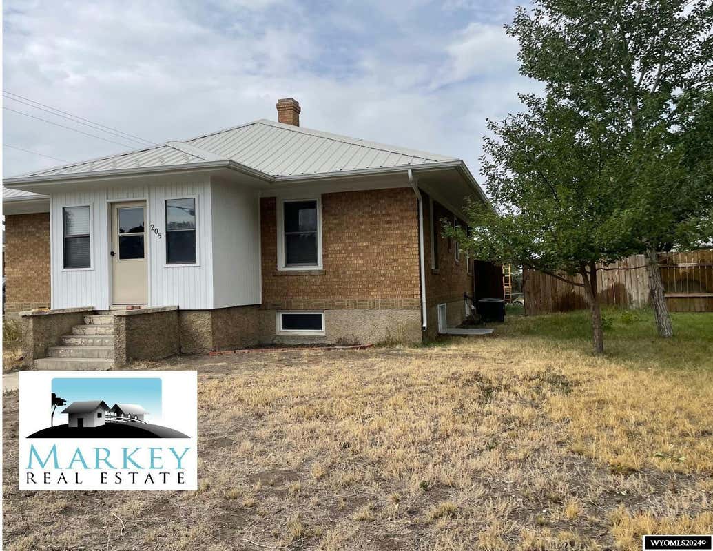 205 N 9TH ST, SINCLAIR, WY 82334, photo 1 of 15