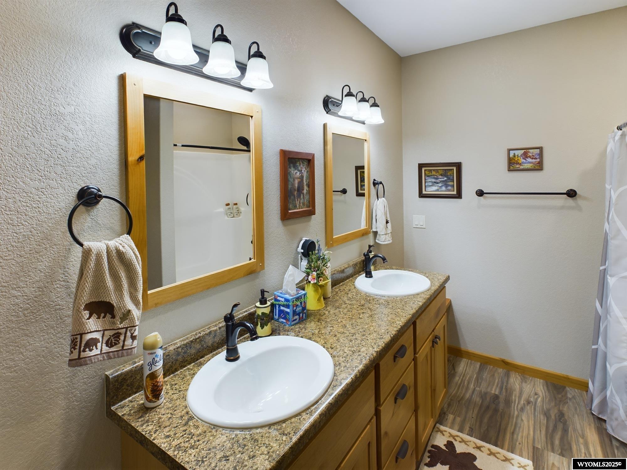 Buffalo, Wyoming, 82834, United States, ,2 BathroomsBathrooms,Residential,Active,1715420